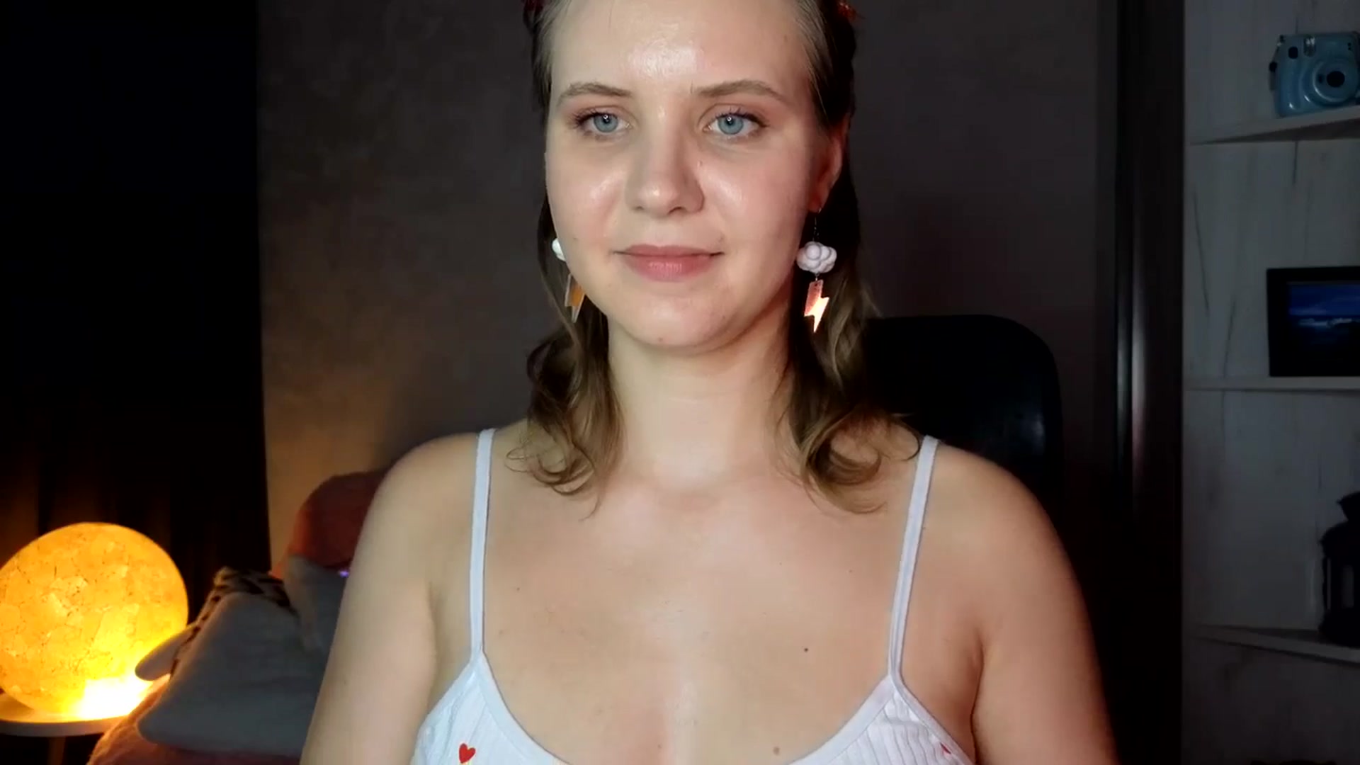 Gallery image thumbnail from YoungDunst's myfreecams stream on, 08/23/2025, 17:38 image 13 of 20
