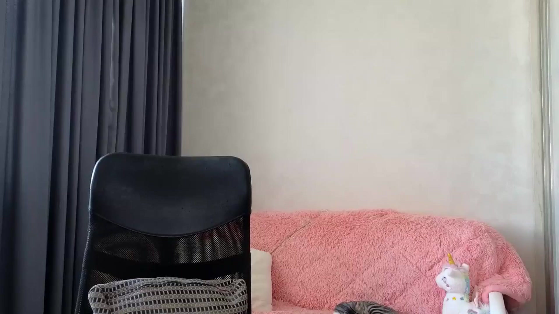 Gallery image thumbnail from YoungDunst's myfreecams stream on, 08/25/2025, 13:33 image 4 of 20