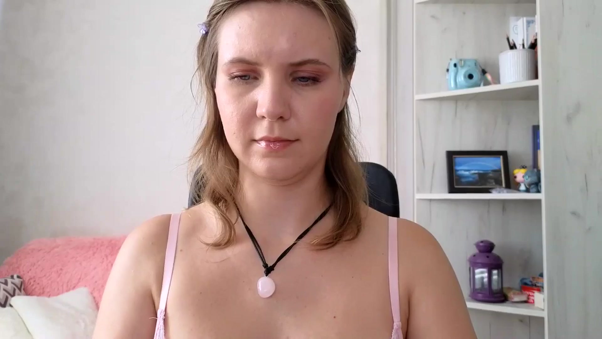 Gallery image thumbnail from YoungDunst's myfreecams stream on, 09/03/2025, 08:57 image 18 of 20