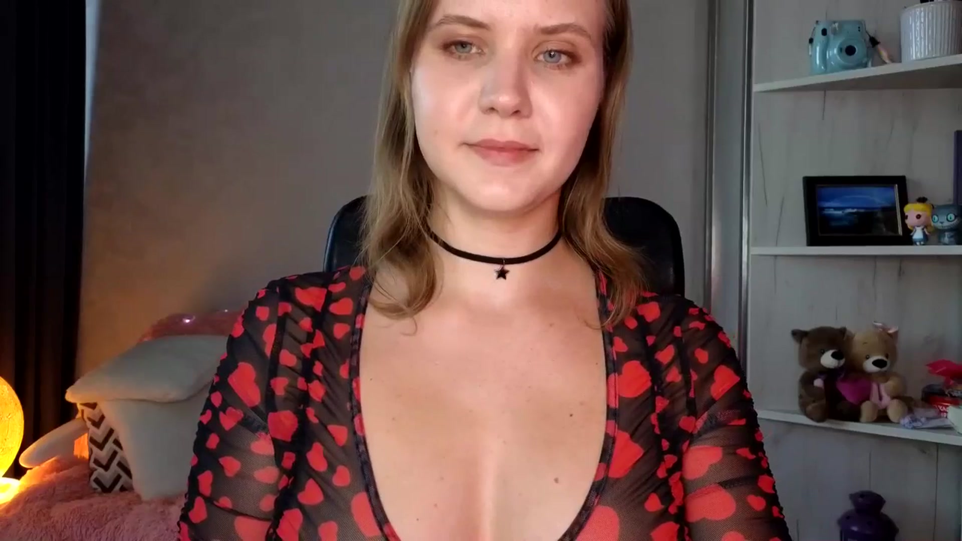 Gallery image thumbnail from YoungDunst's myfreecams stream on, 09/12/2025, 17:47 image 4 of 20