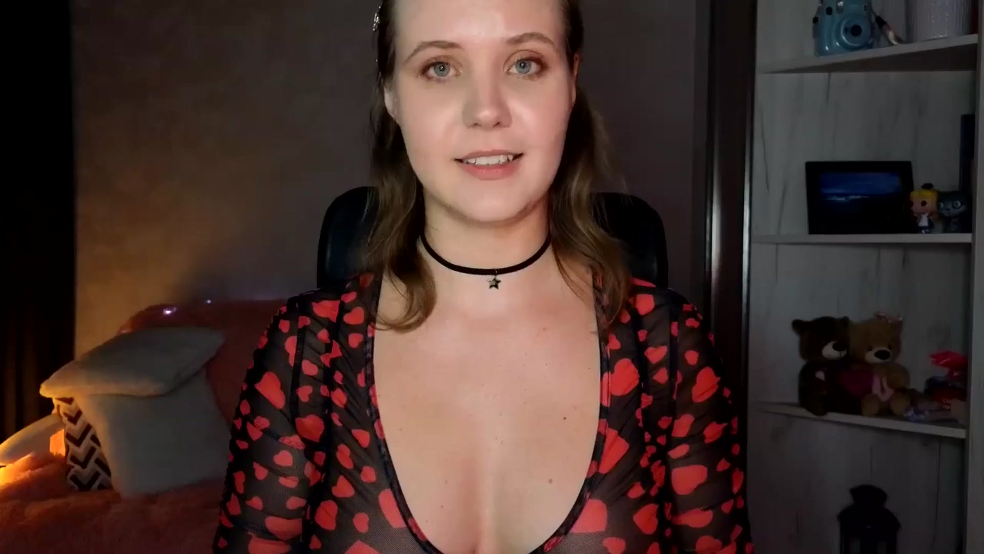Gallery image thumbnail from YoungDunst's myfreecams stream on, 09/12/2025, 17:47 image 11 of 20