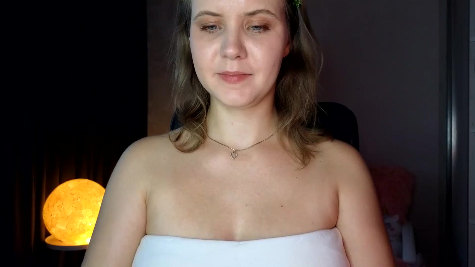 Gallery image thumbnail from YoungDunst's myfreecams stream on, 09/18/2025, 16:24 image 1 of 20