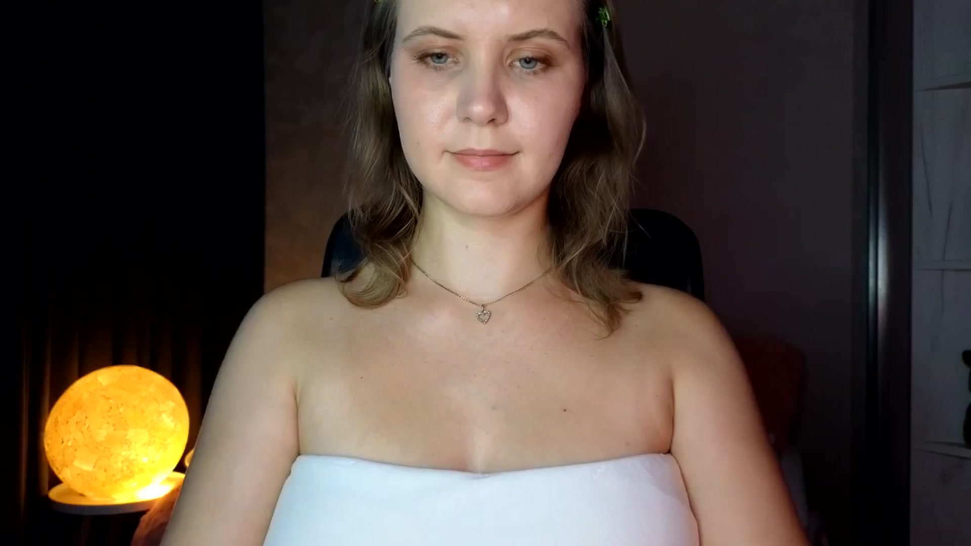 Gallery image thumbnail from YoungDunst's myfreecams stream on, 09/18/2025, 16:24 image 11 of 20
