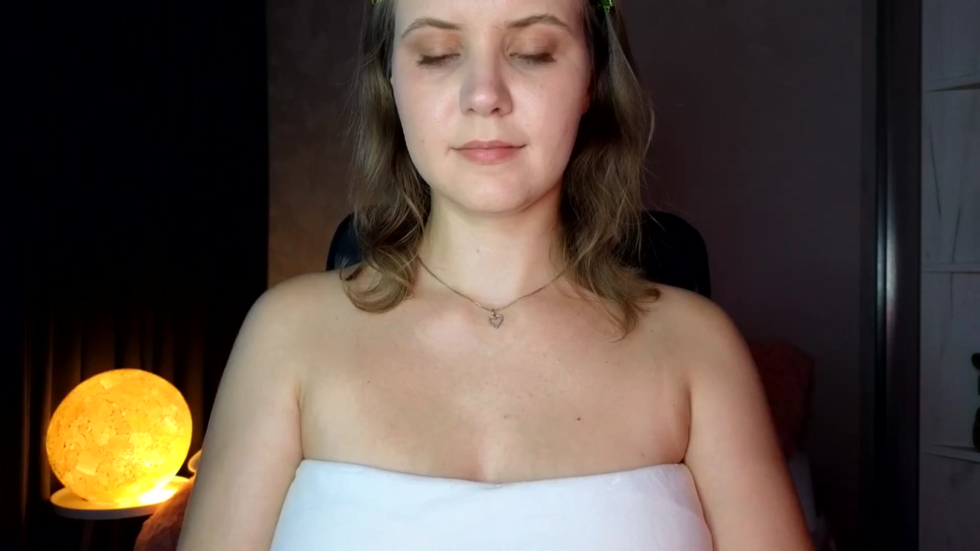 Gallery image thumbnail from YoungDunst's myfreecams stream on, 09/18/2025, 16:24 image 9 of 20