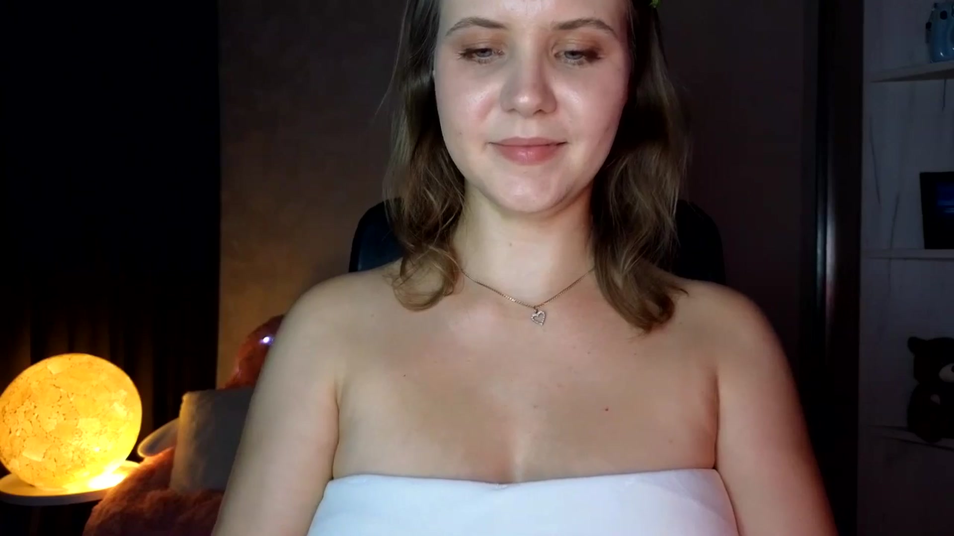 Gallery image thumbnail from YoungDunst's myfreecams stream on, 09/18/2025, 17:10 image 20 of 20