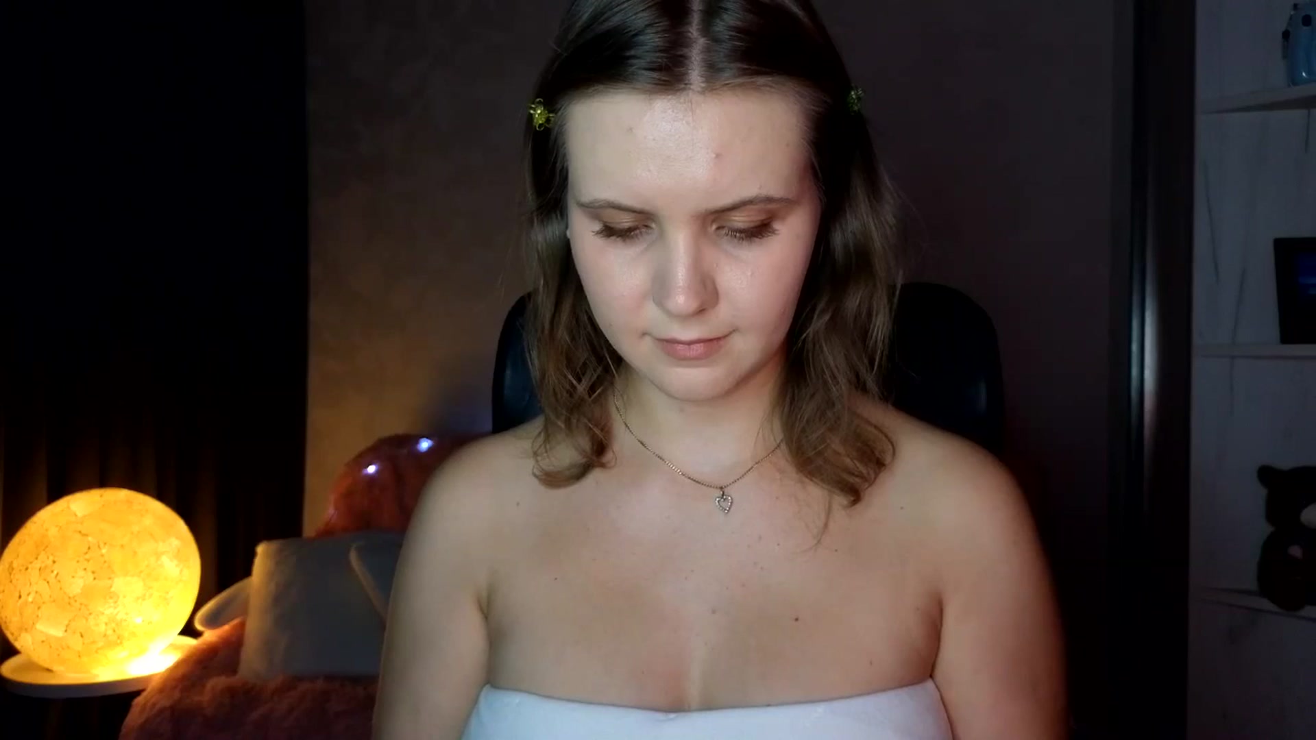 Gallery image thumbnail from YoungDunst's myfreecams stream on, 09/18/2025, 17:10 image 16 of 20