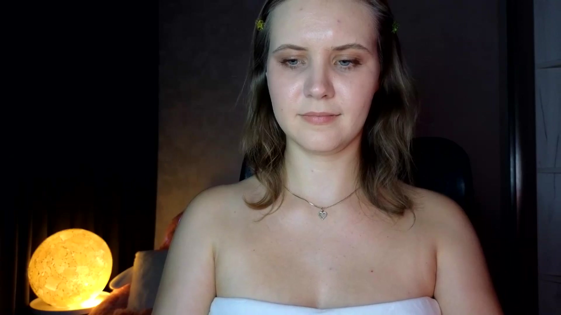 Gallery image thumbnail from YoungDunst's myfreecams stream on, 09/18/2025, 17:10 image 2 of 20