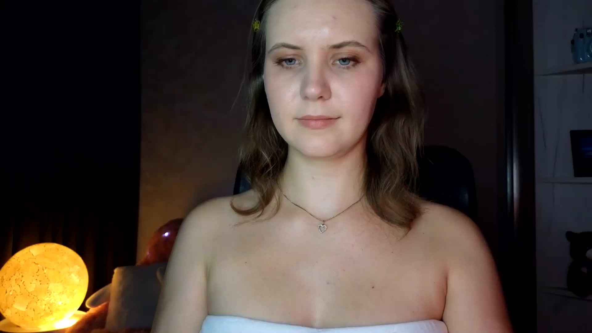 Gallery image thumbnail from YoungDunst's myfreecams stream on, 09/18/2025, 17:10 image 1 of 20