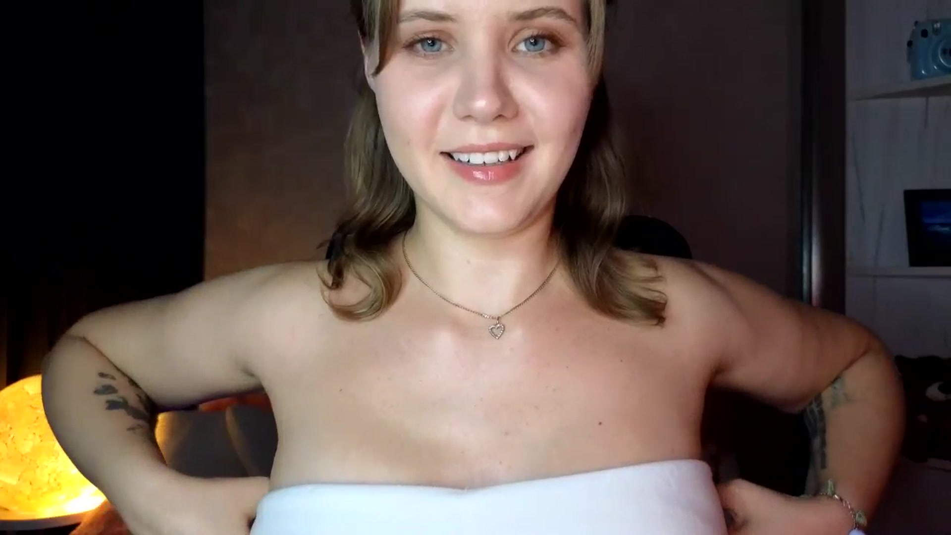 Gallery image thumbnail from YoungDunst's myfreecams stream on, 09/18/2025, 18:26 image 8 of 20