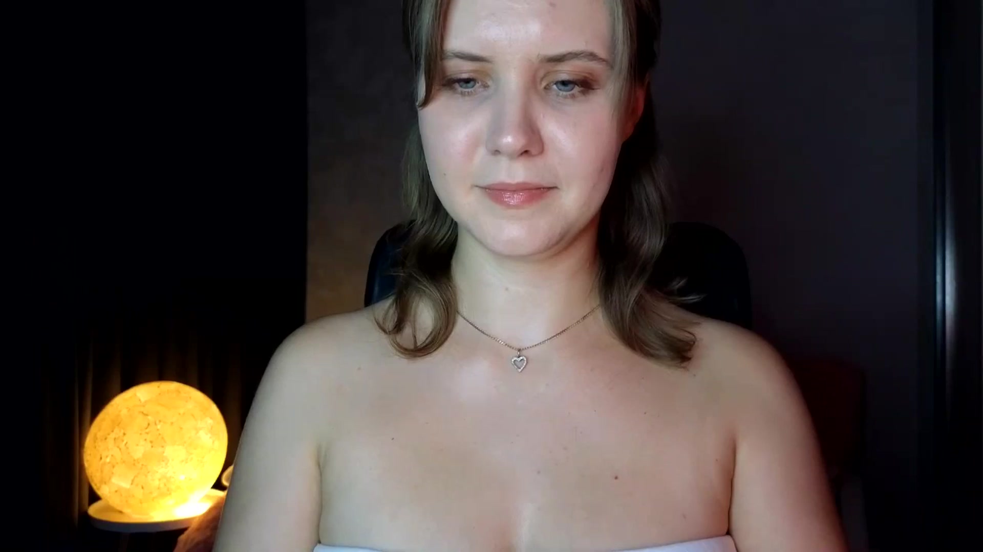 Gallery image thumbnail from YoungDunst's myfreecams stream on, 09/18/2025, 18:26 image 10 of 20