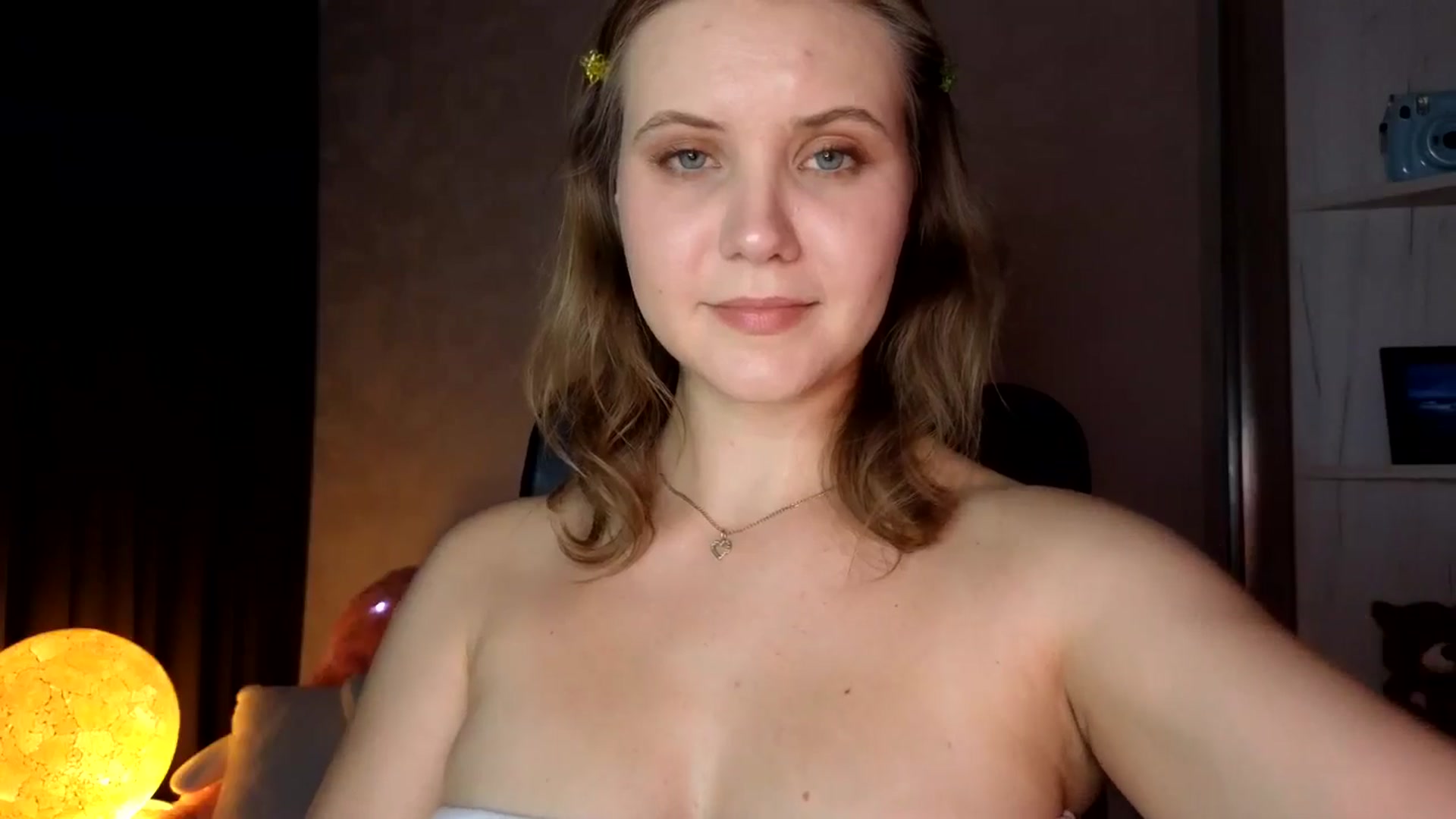 Gallery image thumbnail from YoungDunst's myfreecams stream on, 09/18/2025, 18:26 image 5 of 20