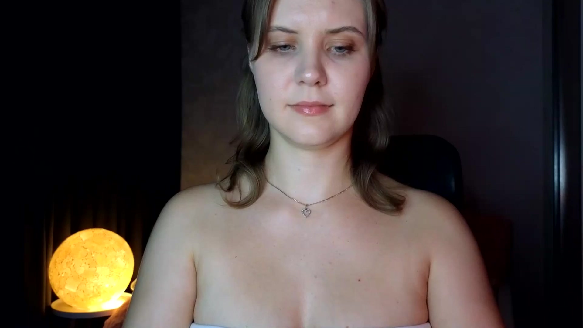 Gallery image thumbnail from YoungDunst's myfreecams stream on, 09/18/2025, 18:26 image 12 of 20