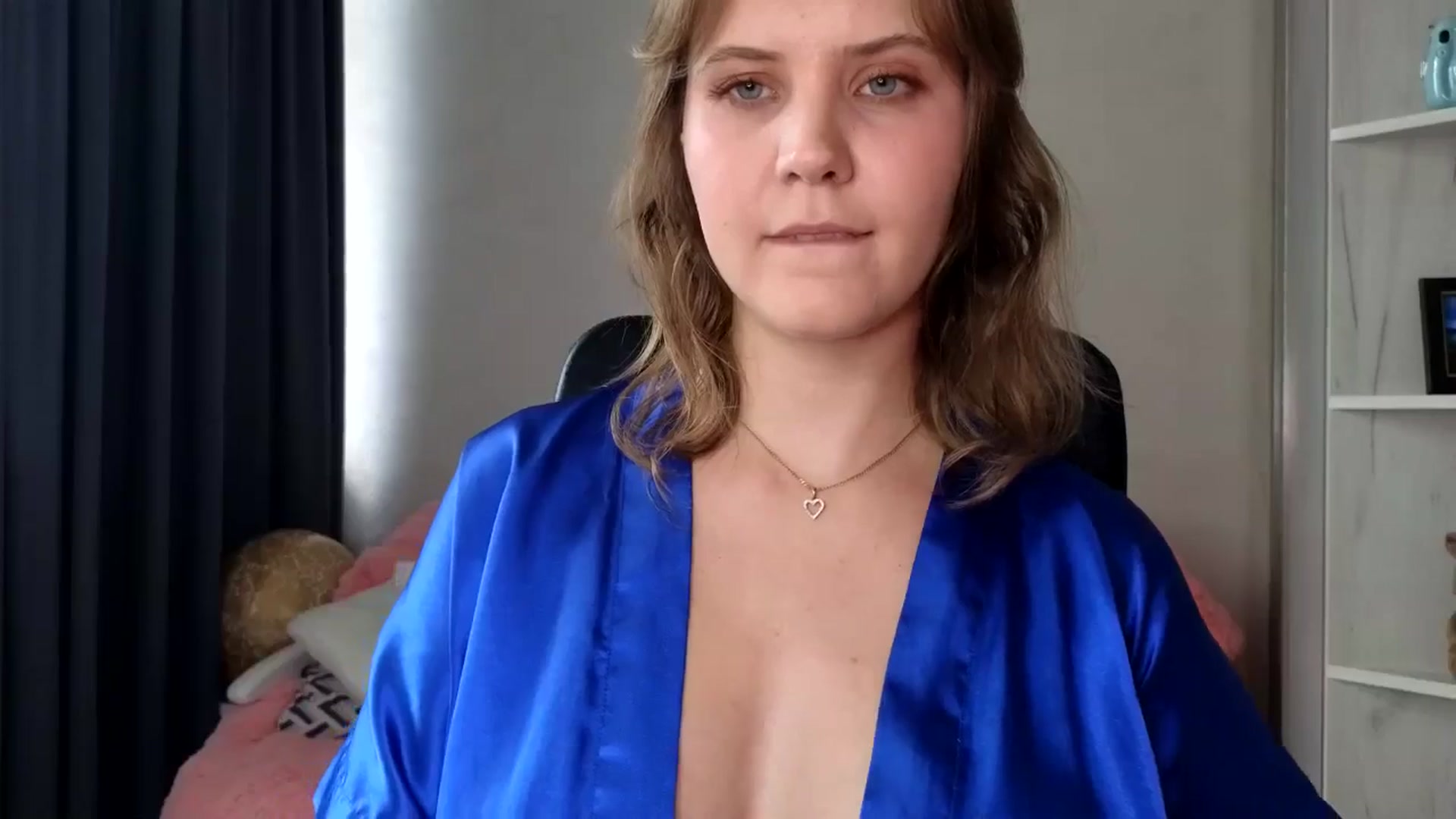 Gallery image thumbnail from YoungDunst's myfreecams stream on, 10/09/2025, 11:59 image 4 of 20