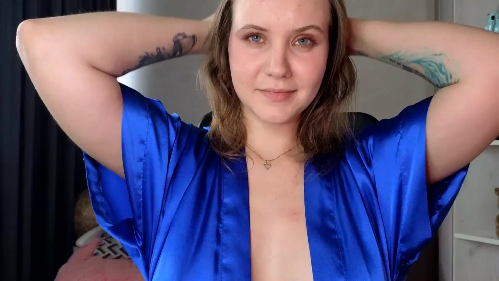 Gallery image thumbnail from YoungDunst's myfreecams stream on, 10/09/2025, 11:59 image 7 of 20