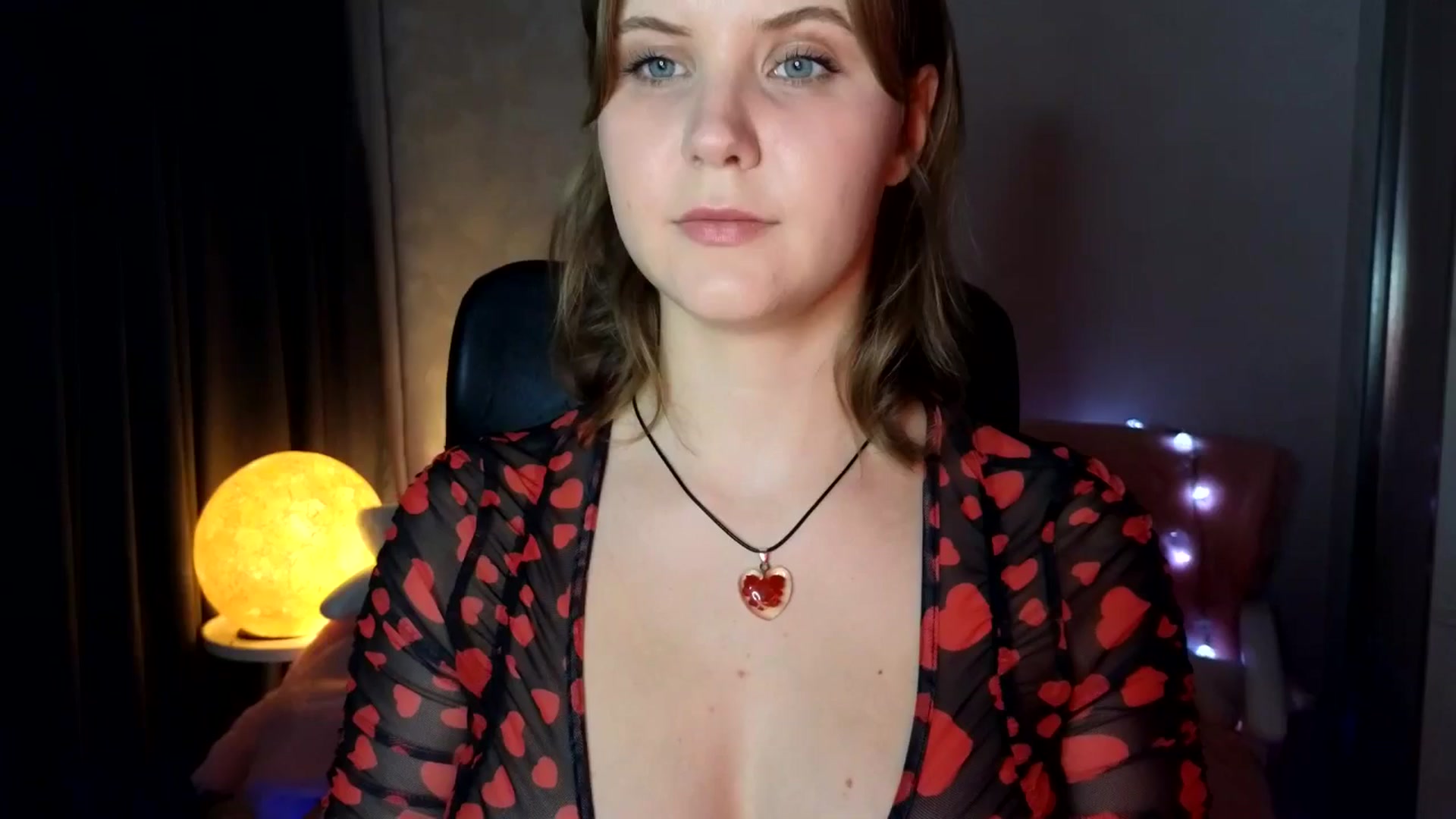Gallery image thumbnail from YoungDunst's myfreecams stream on, 11/11/2025, 16:10 image 16 of 20