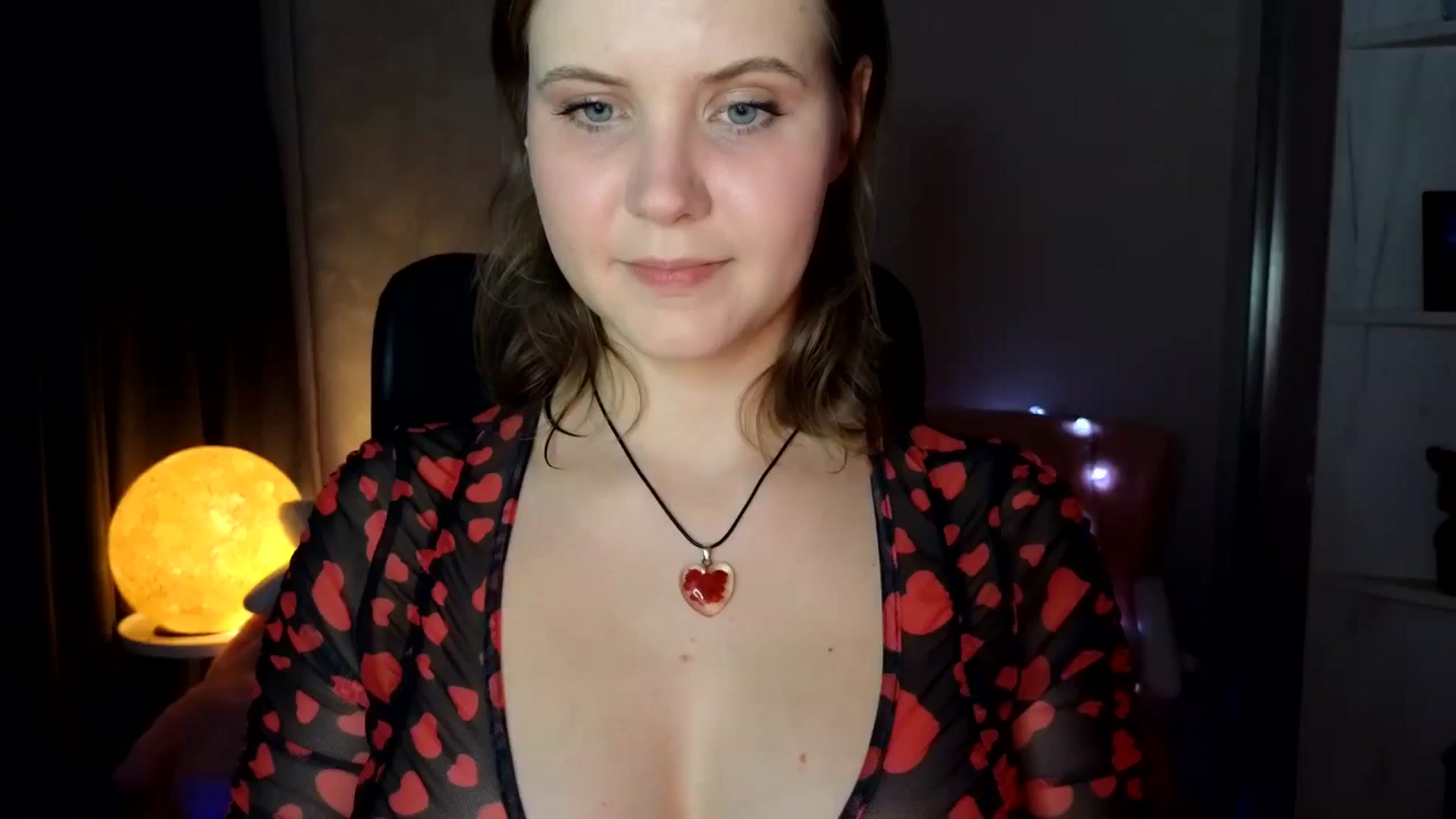 Gallery image thumbnail from YoungDunst's myfreecams stream on, 11/11/2025, 16:10 image 1 of 20