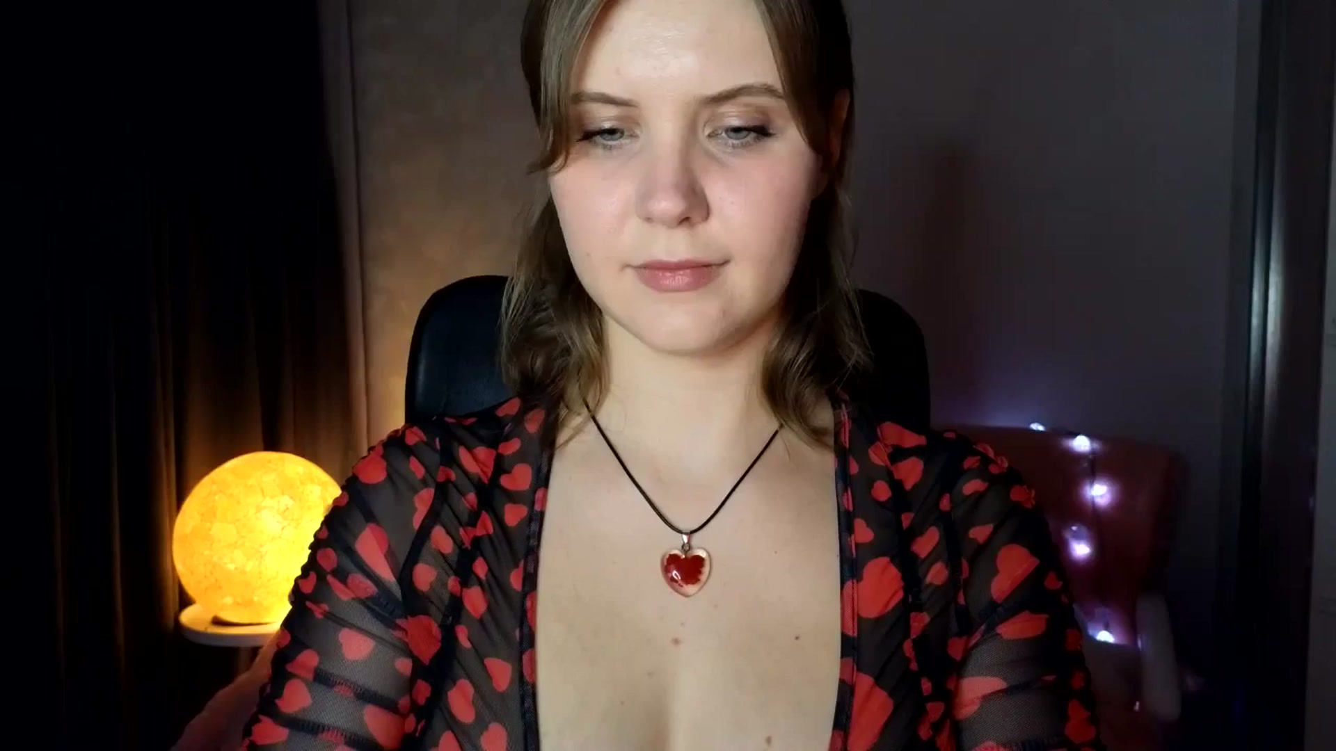 Gallery image thumbnail from YoungDunst's myfreecams stream on, 11/11/2025, 16:10 image 15 of 20