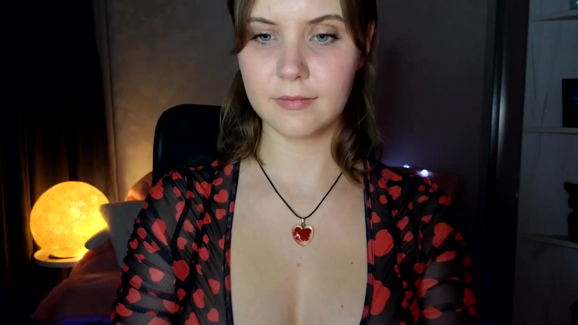 Gallery image thumbnail from YoungDunst's myfreecams stream on, 11/11/2025, 16:10 image 14 of 20
