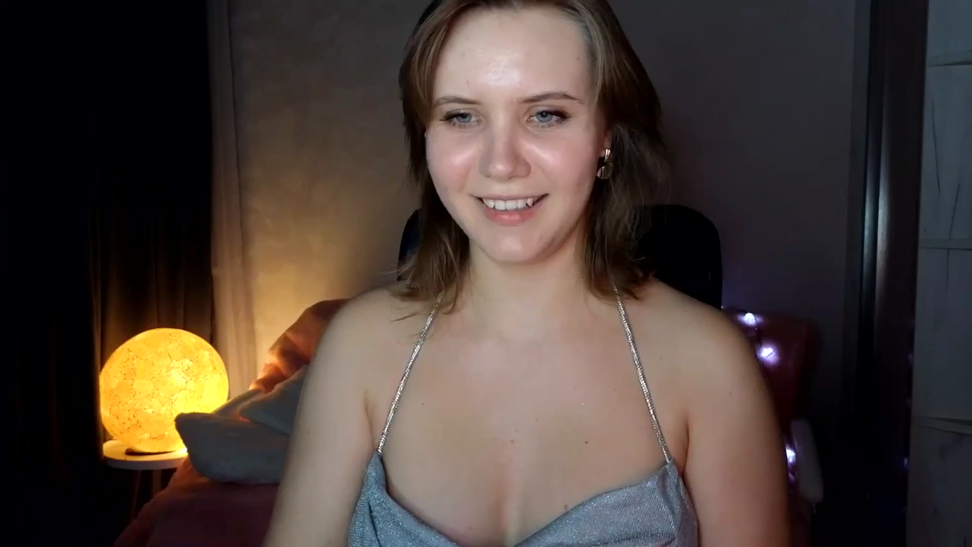 Gallery image thumbnail from YoungDunst's myfreecams stream on, 11/13/2025, 20:30 image 4 of 20