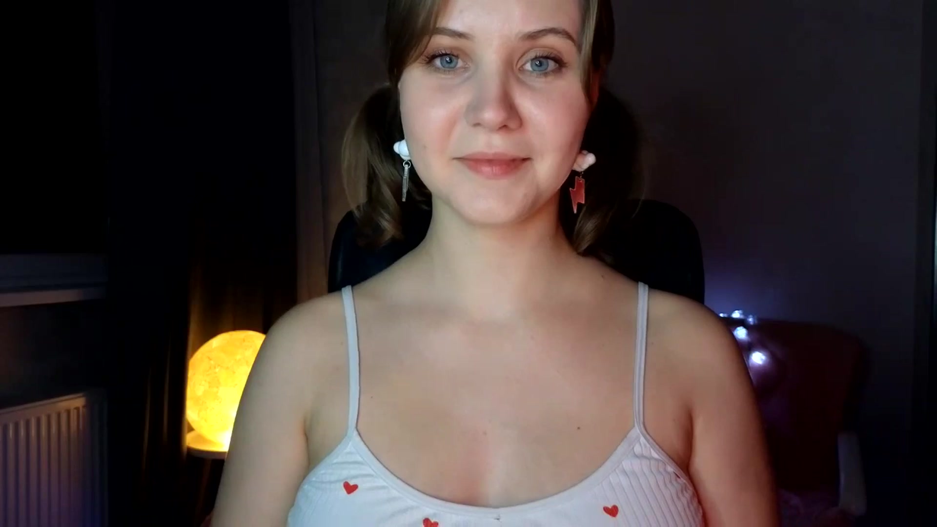 Gallery image thumbnail from YoungDunst's myfreecams stream on, 11/20/2025, 20:19 image 6 of 20