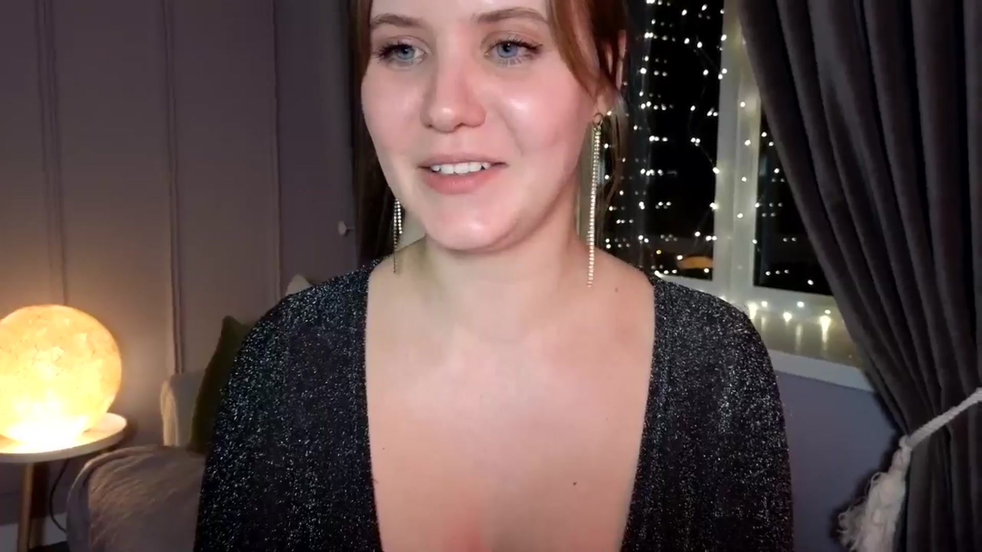 Gallery image thumbnail from YoungDunst's myfreecams stream on, 12/19/2025, 18:29 image 2 of 20