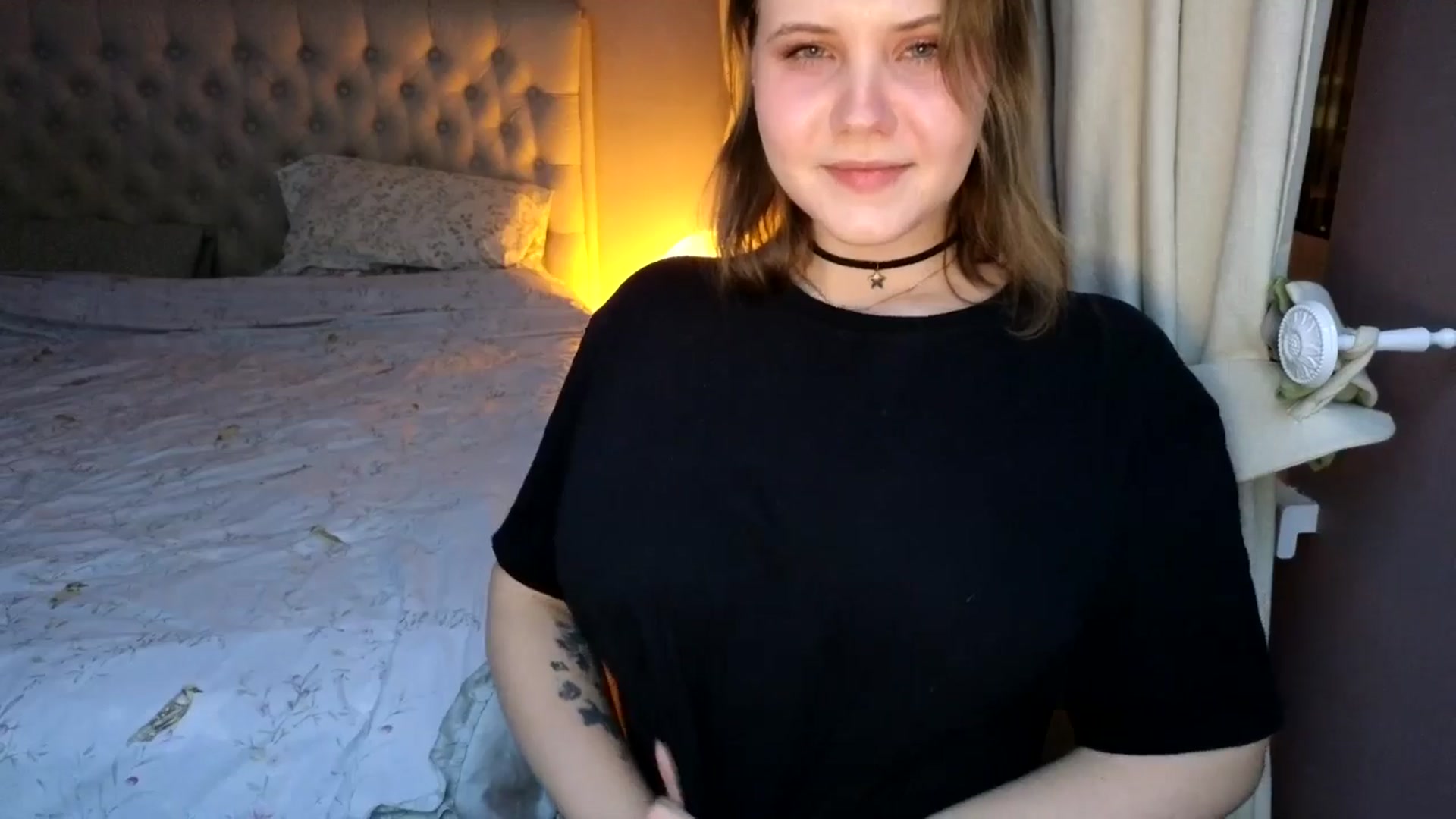 Gallery image thumbnail from YoungDunst's myfreecams stream on, 02/03/2026, 17:10 image 10 of 20
