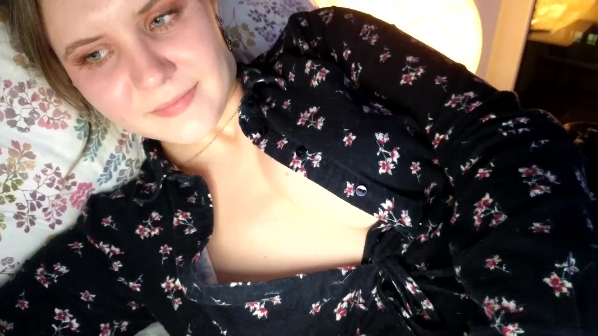 Gallery image thumbnail from YoungDunst's myfreecams stream on, 02/06/2026, 17:09 image 16 of 20