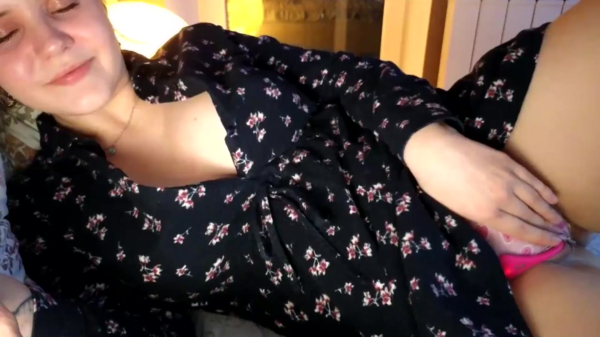 Gallery image thumbnail from YoungDunst's myfreecams stream on, 02/06/2026, 17:09 image 2 of 20