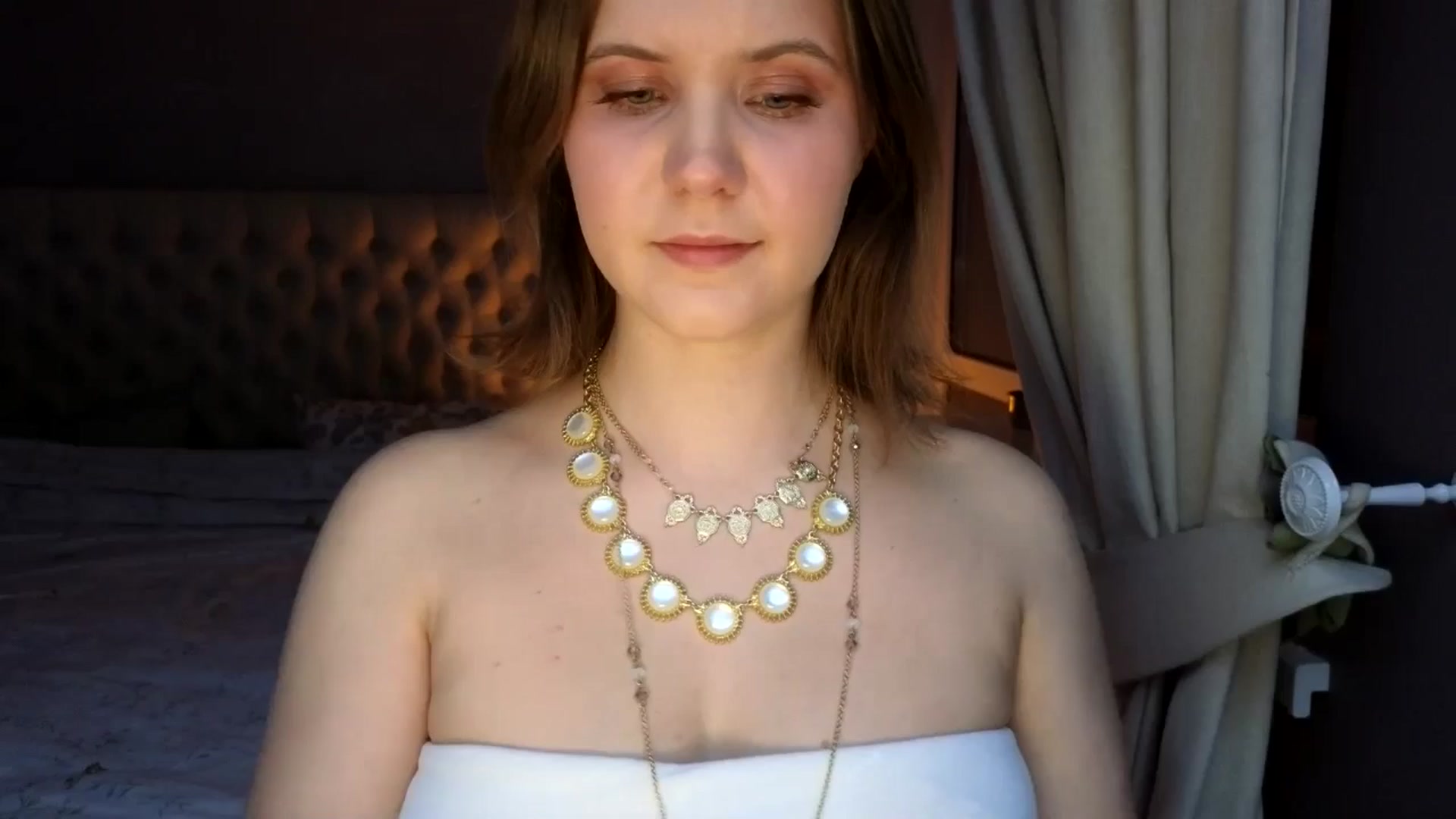 Gallery image thumbnail from YoungDunst's myfreecams stream on, 02/09/2026, 17:36 image 1 of 20