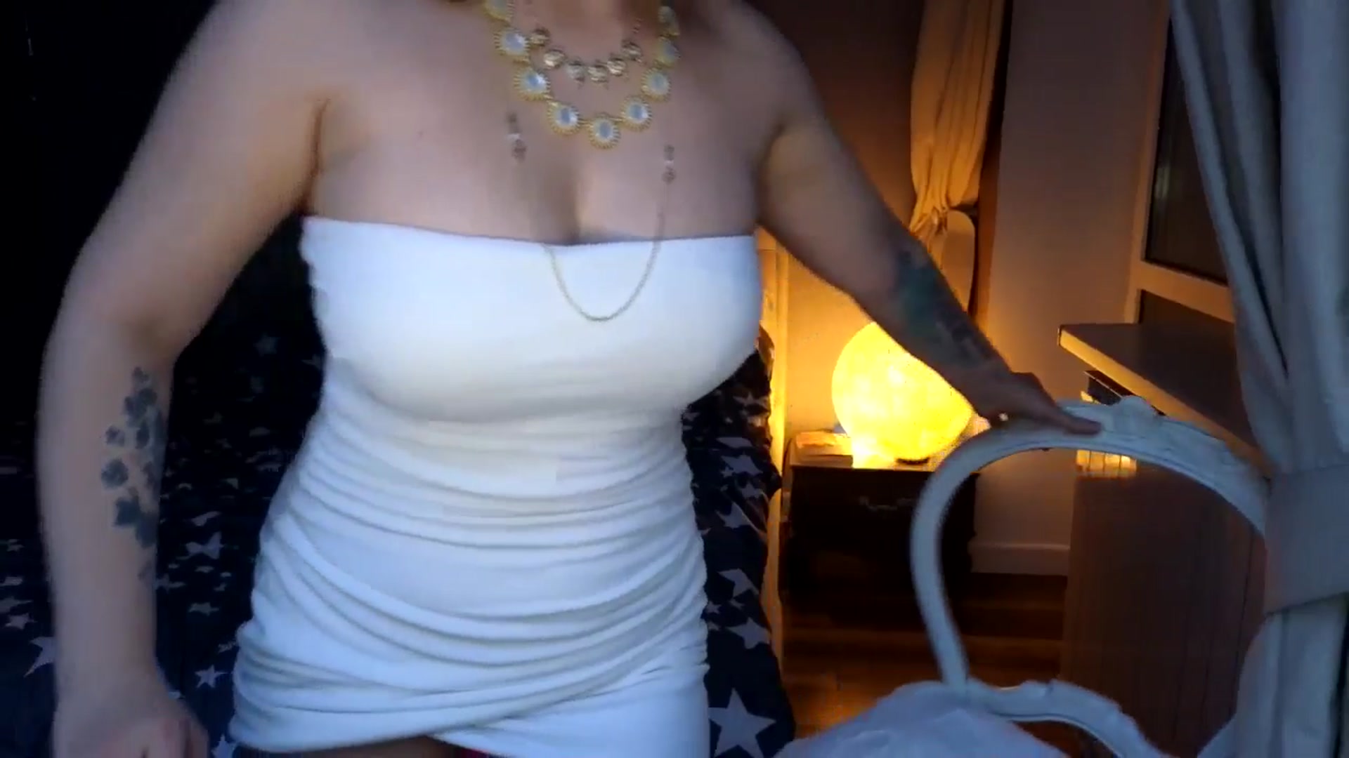 Gallery image thumbnail from YoungDunst's myfreecams stream on, 02/17/2026, 17:08 image 6 of 20