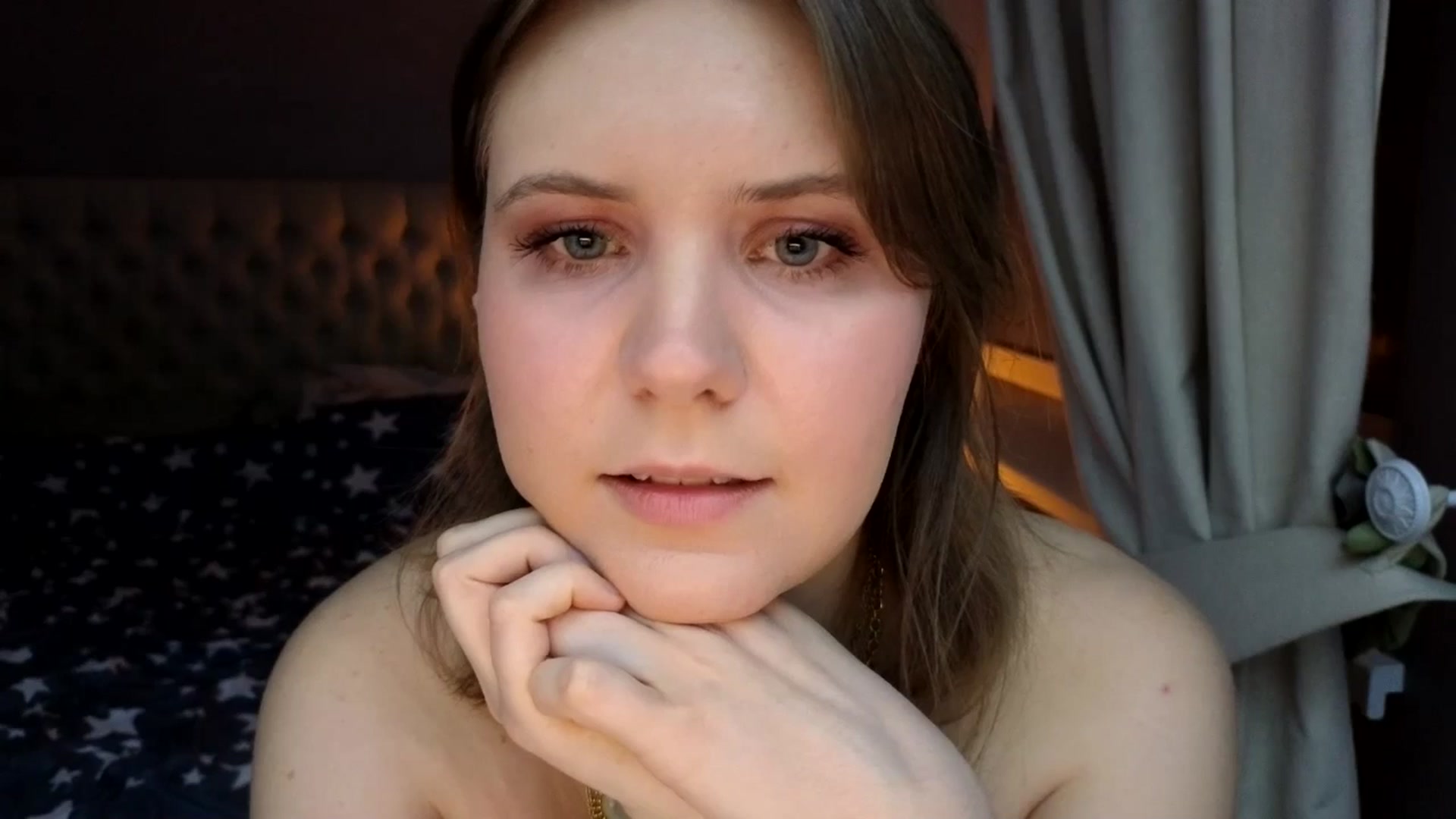 Gallery image thumbnail from YoungDunst's myfreecams stream on, 02/17/2026, 17:08 image 17 of 20
