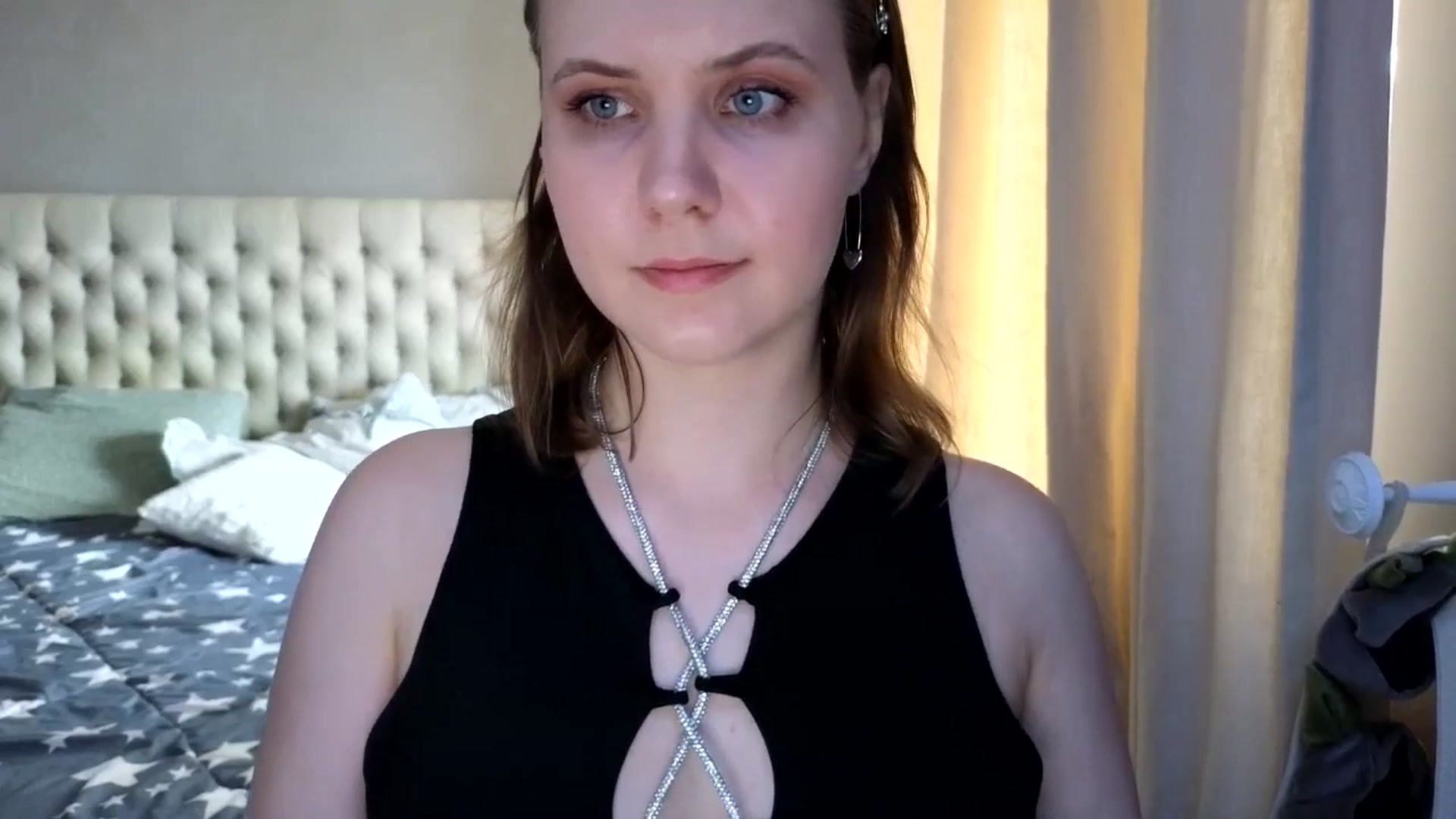 Gallery image thumbnail from YoungDunst's myfreecams stream on, 04/21/2026, 14:44 image 6 of 20