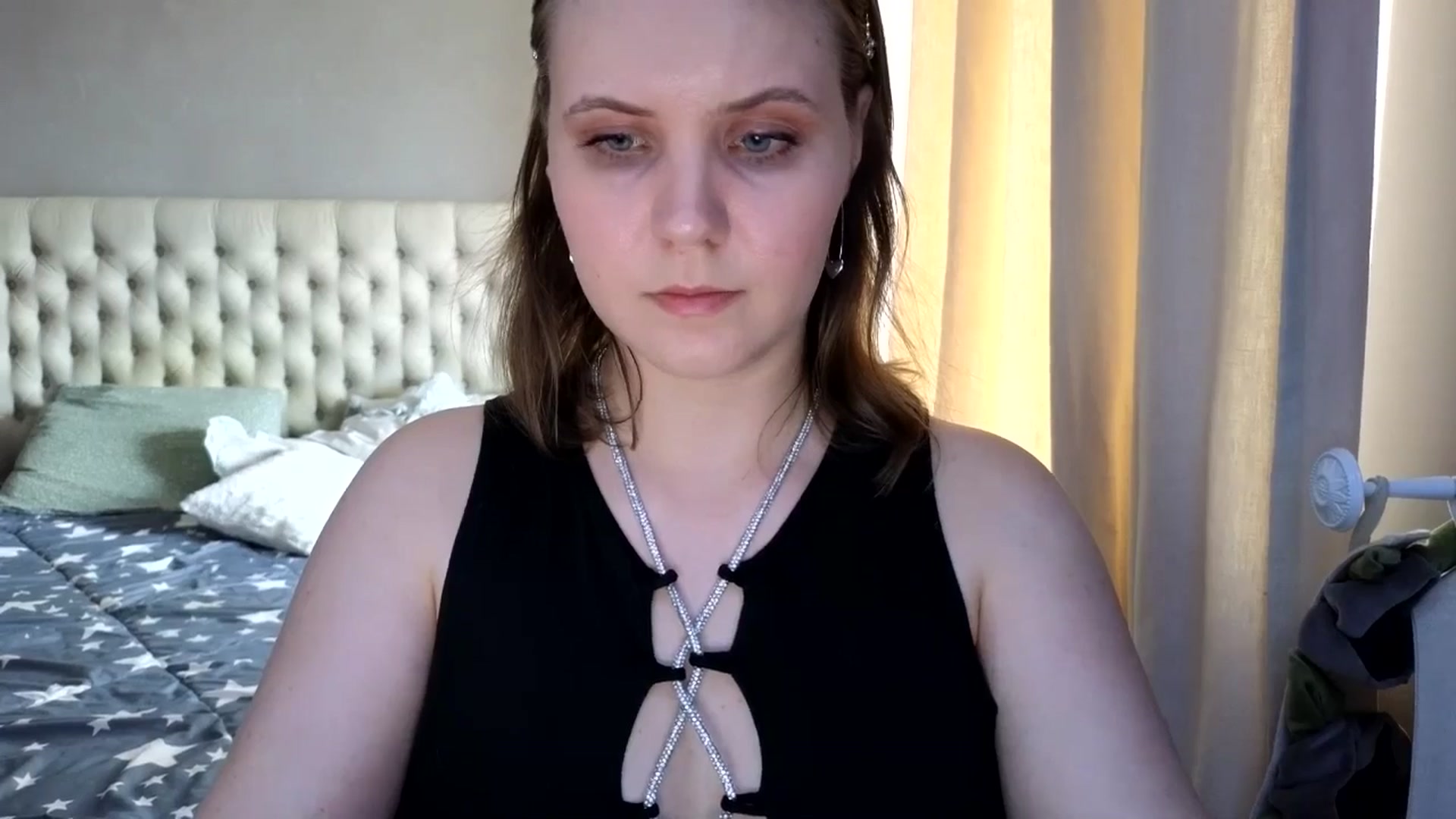 Gallery image thumbnail from YoungDunst's myfreecams stream on, 04/21/2026, 14:44 image 4 of 20
