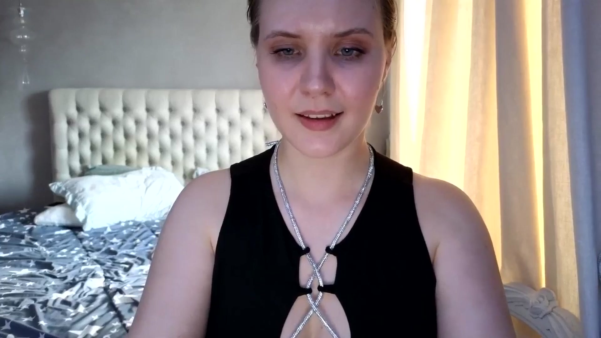 Gallery image thumbnail from YoungDunst's myfreecams stream on, 04/21/2026, 16:30 image 14 of 20