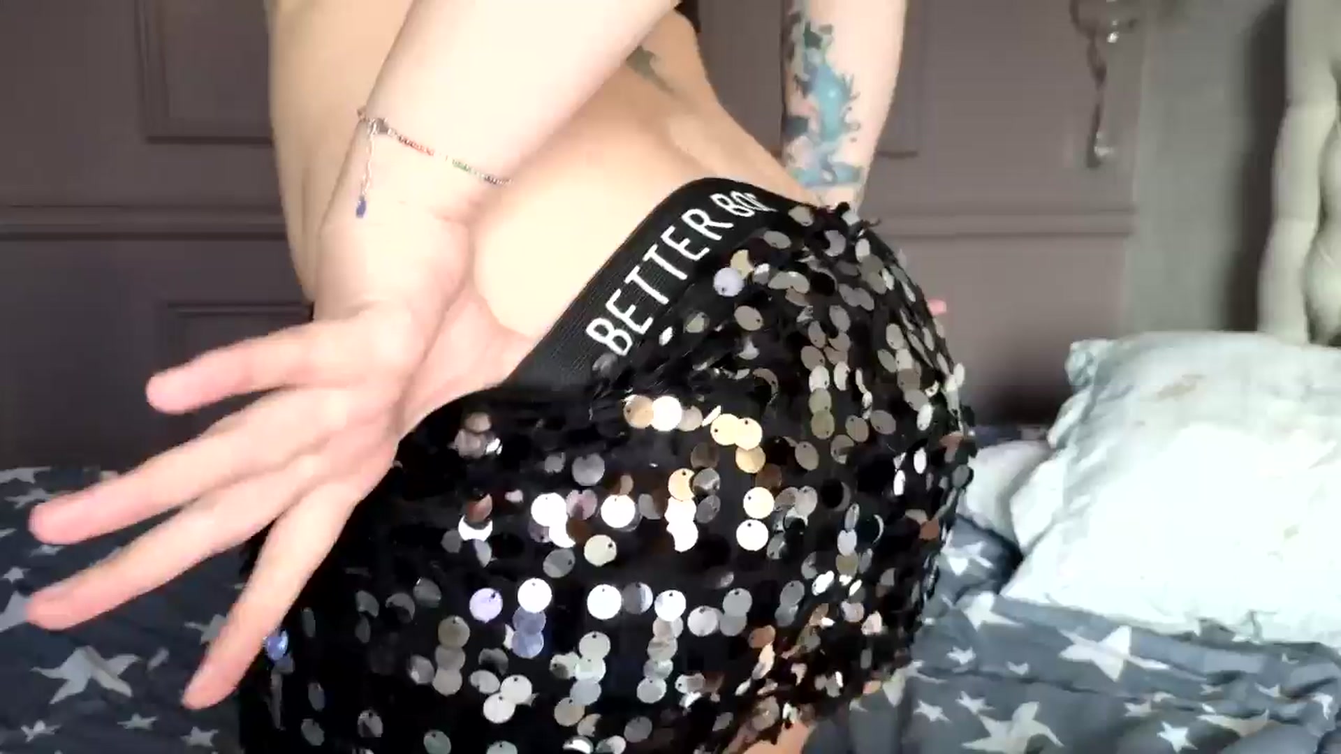 Gallery image thumbnail from YoungDunst's myfreecams stream on, 04/21/2026, 16:30 image 11 of 20