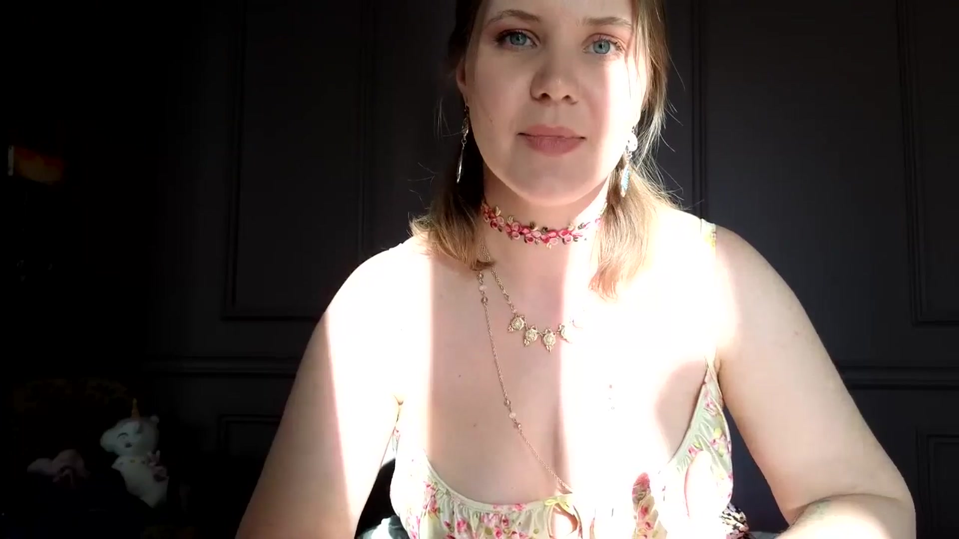 Gallery image thumbnail from YoungDunst's myfreecams stream on, 04/29/2026, 16:03 image 9 of 20
