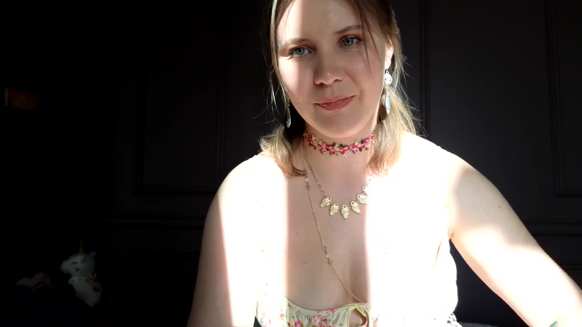 Gallery image thumbnail from YoungDunst's myfreecams stream on, 04/29/2026, 16:03 image 15 of 20