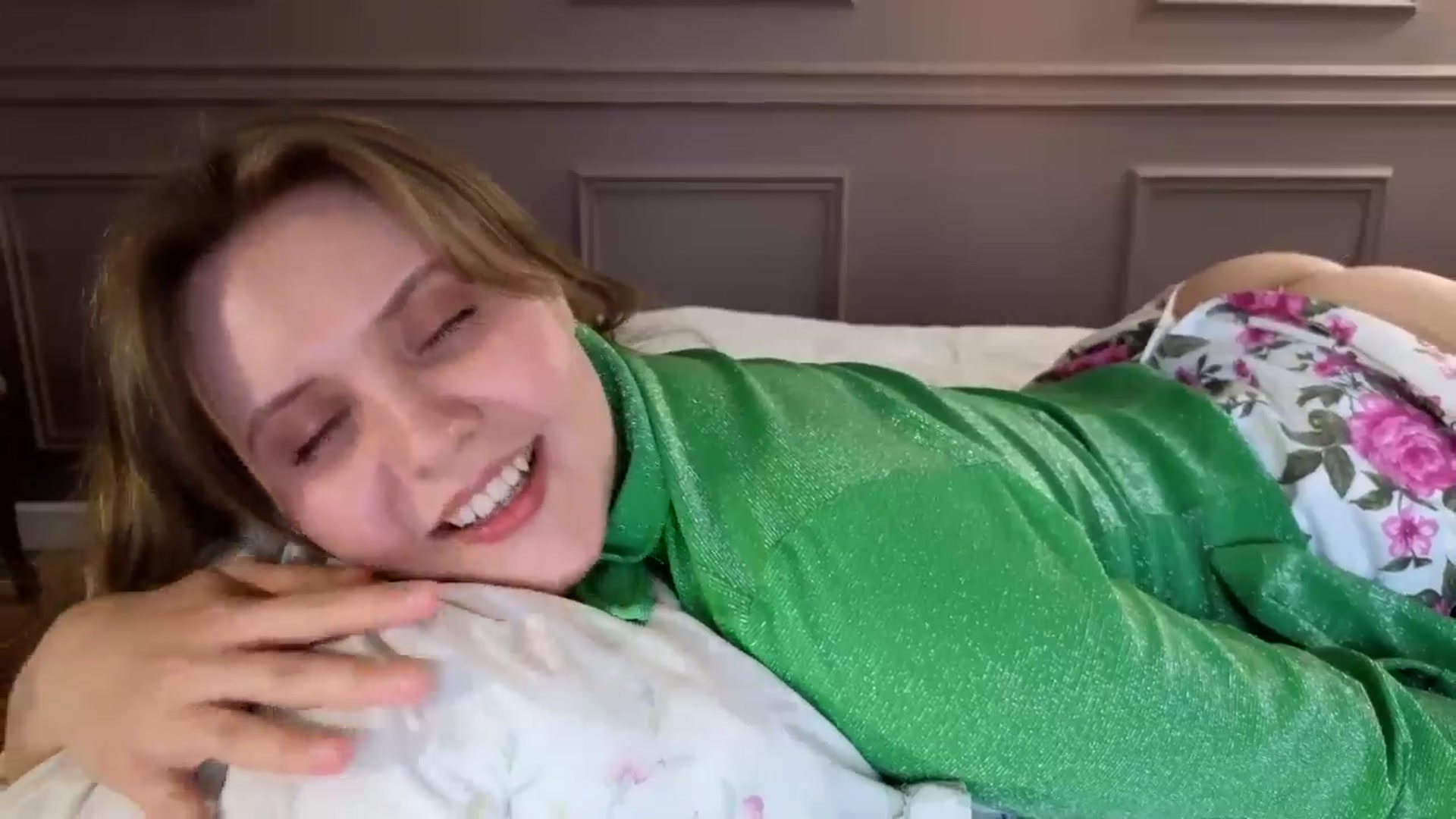 Gallery image thumbnail from YoungDunst's myfreecams stream on, 05/06/2026, 18:15 image 11 of 20