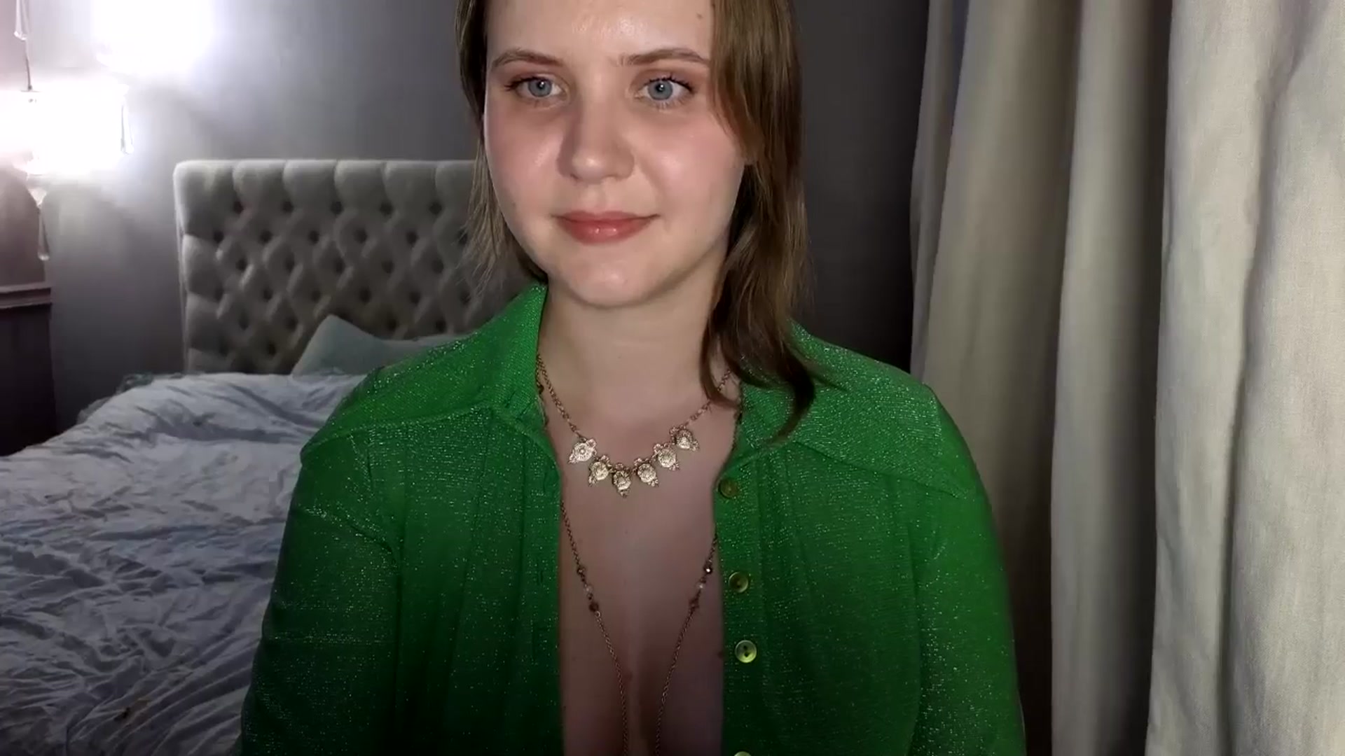 Gallery image thumbnail from YoungDunst's myfreecams stream on, 05/06/2026, 18:15 image 15 of 20