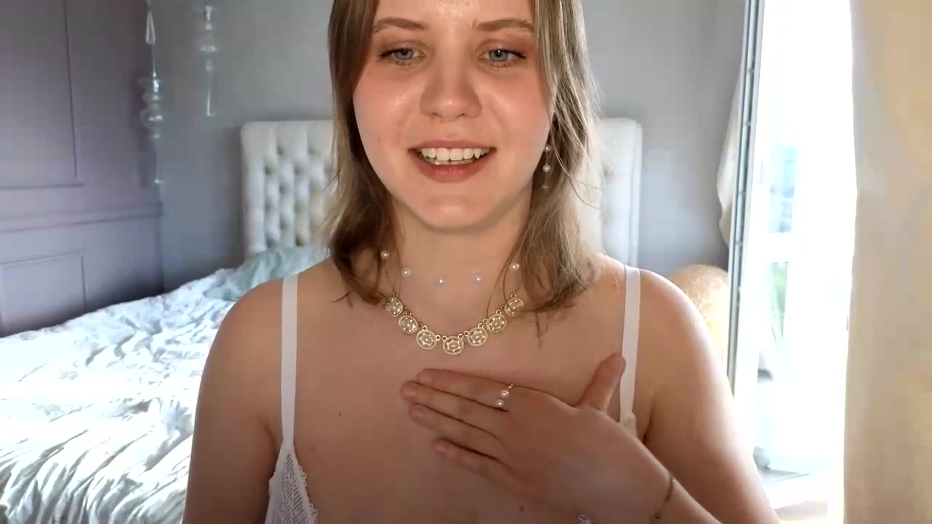 Gallery image thumbnail from YoungDunst's myfreecams stream on, 05/12/2026, 16:01 image 3 of 20