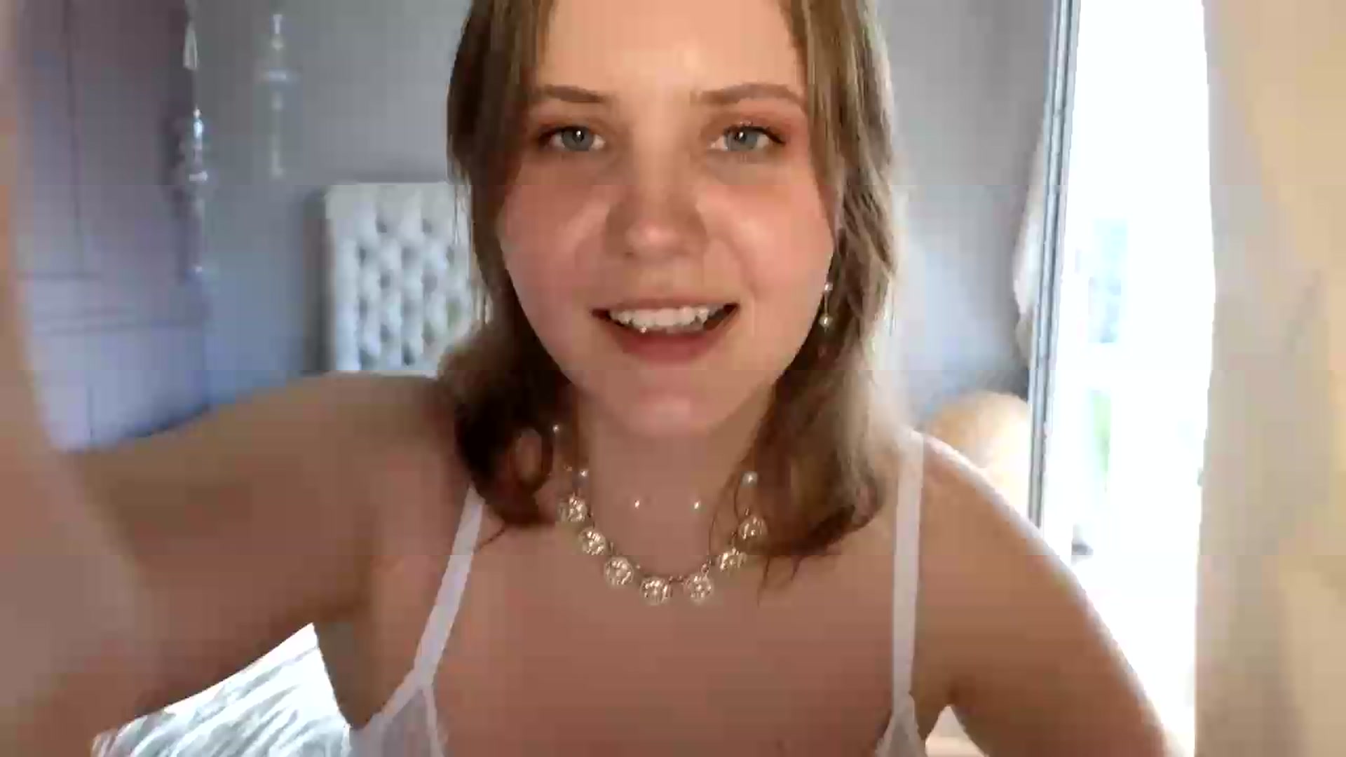 Gallery image thumbnail from YoungDunst's myfreecams stream on, 05/12/2026, 16:01 image 1 of 20