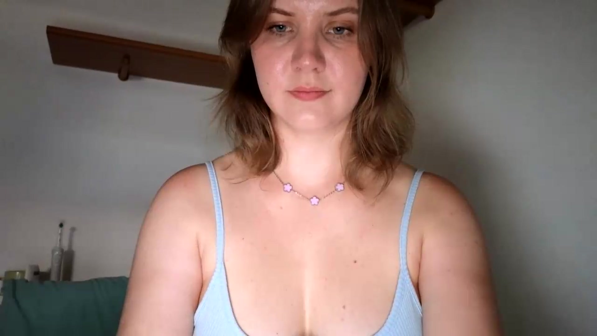 Gallery image thumbnail from YoungDunst's myfreecams stream on, 05/31/2026, 13:32 image 4 of 20