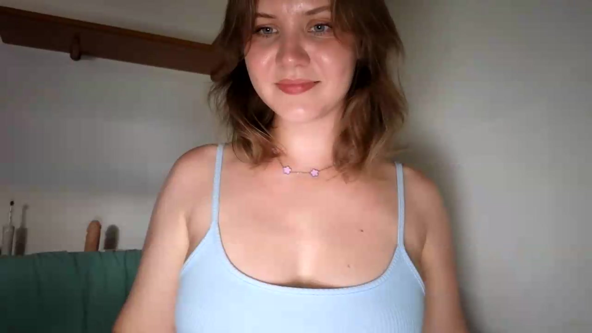 Gallery image thumbnail from YoungDunst's myfreecams stream on, 05/31/2026, 13:32 image 13 of 20