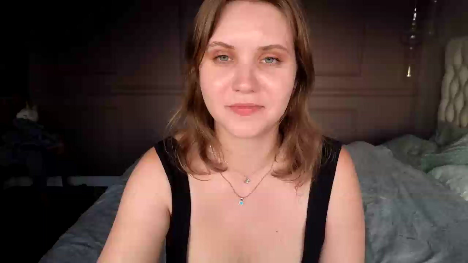 Gallery image thumbnail from YoungDunst's myfreecams stream on, 06/10/2026, 18:03 image 14 of 20