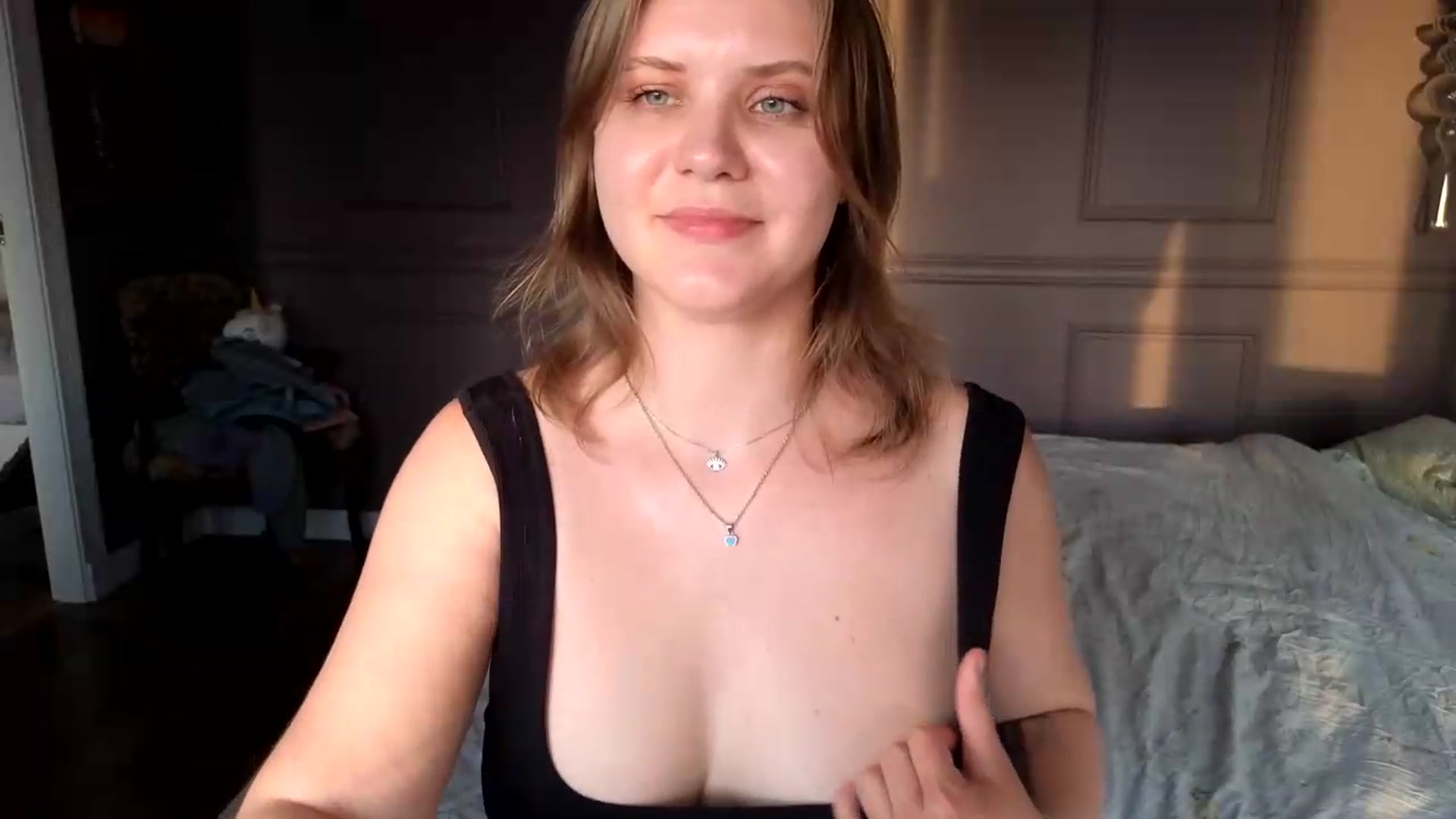 Gallery image thumbnail from YoungDunst's myfreecams stream on, 06/10/2026, 18:03 image 9 of 20