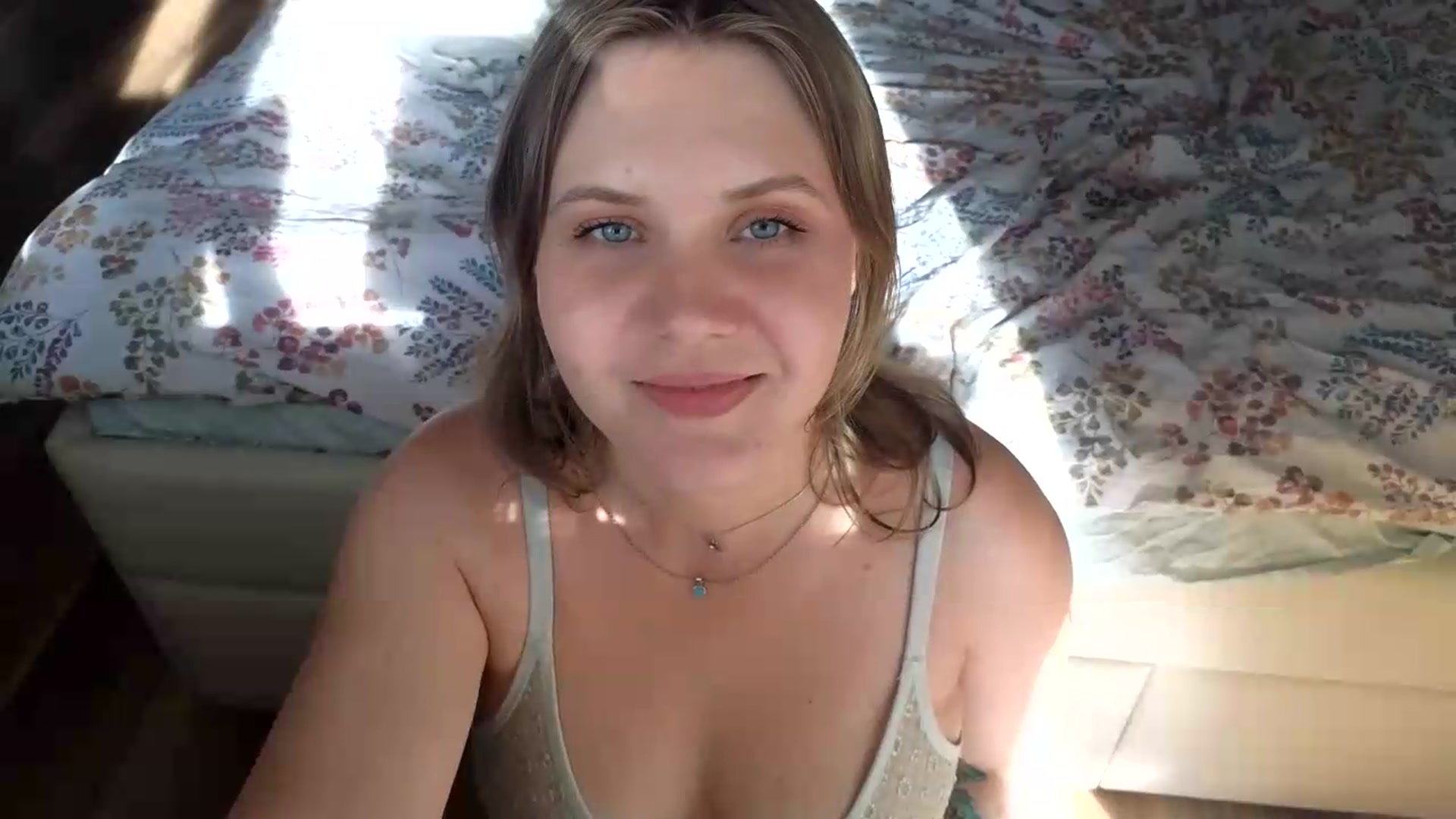 Gallery image thumbnail from YoungDunst's myfreecams stream on, 06/22/2026, 16:08 image 2 of 20