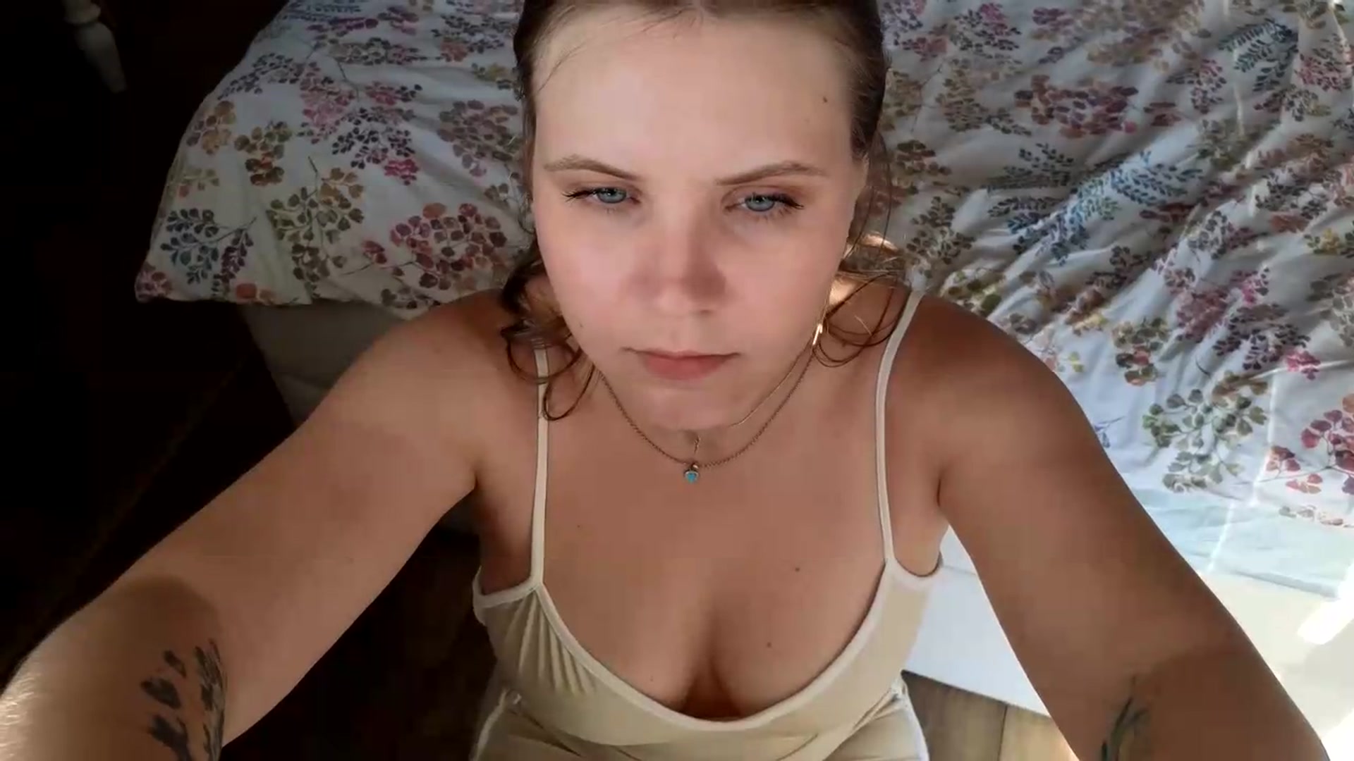 Gallery image thumbnail from YoungDunst's myfreecams stream on, 06/26/2026, 17:04 image 9 of 20