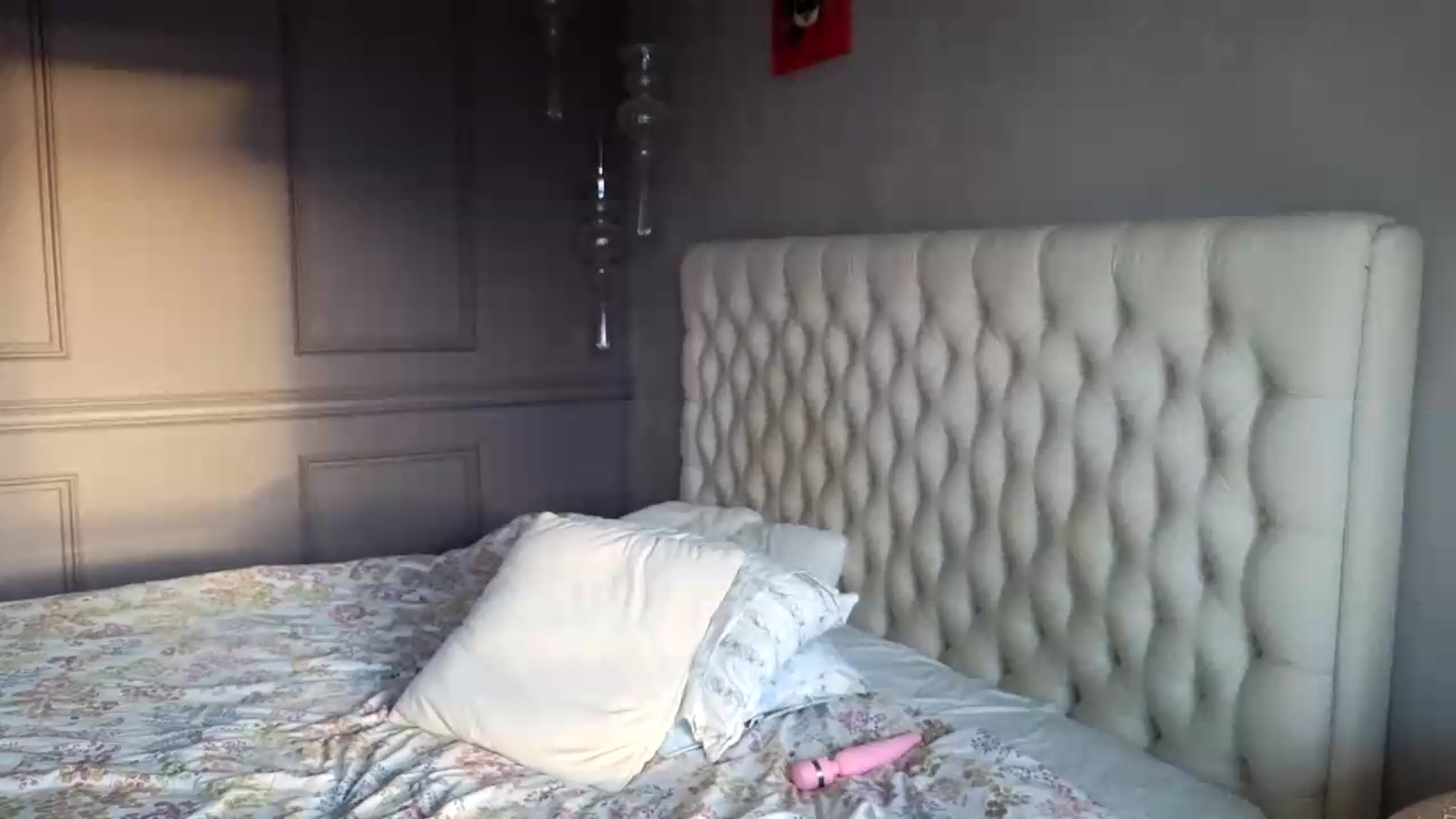 Gallery image thumbnail from YoungDunst's myfreecams stream on, 08/18/2026, 17:16 image 2 of 20
