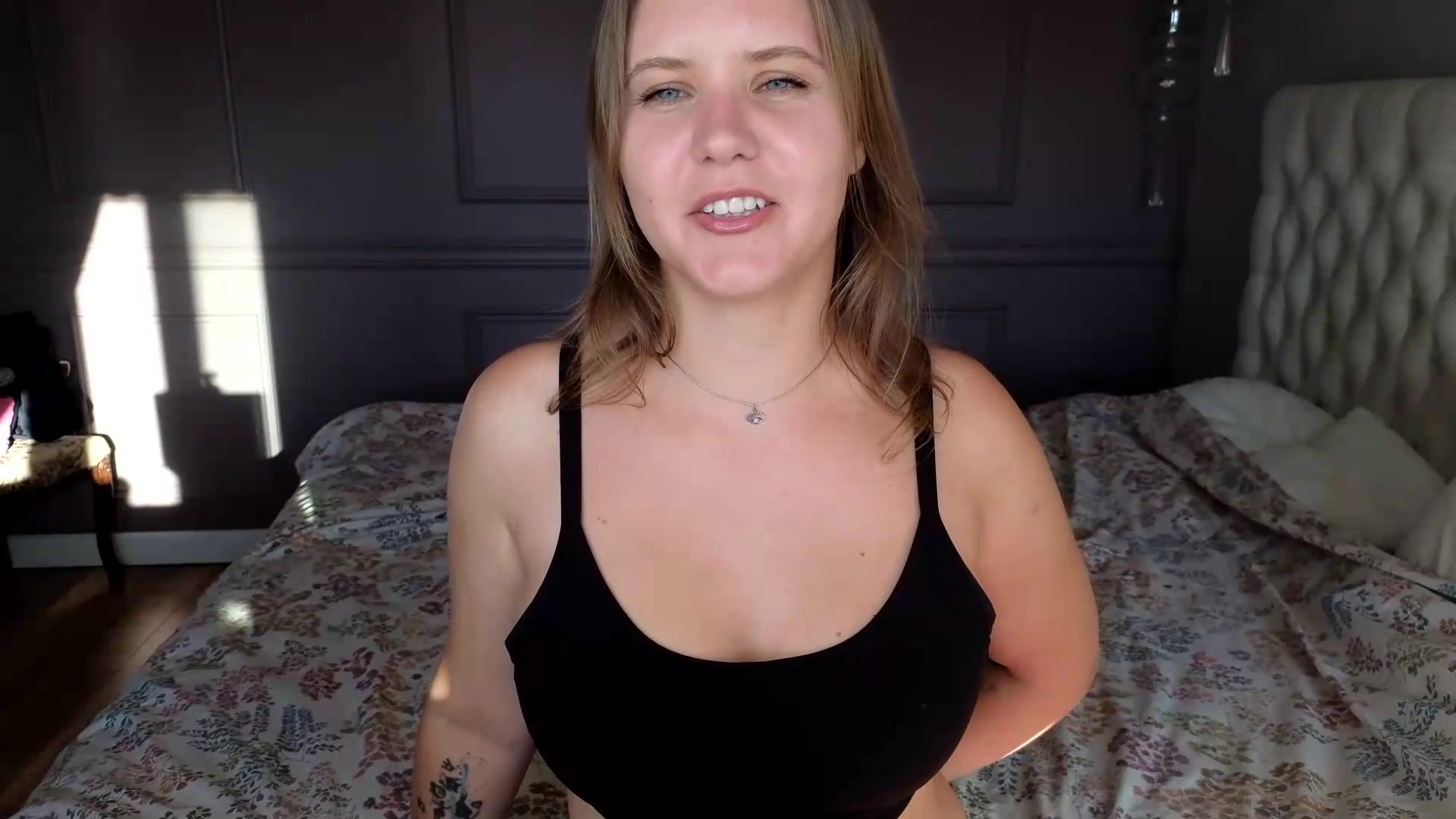 Gallery image thumbnail from YoungDunst's myfreecams stream on, 08/24/2026, 16:12 image 10 of 20