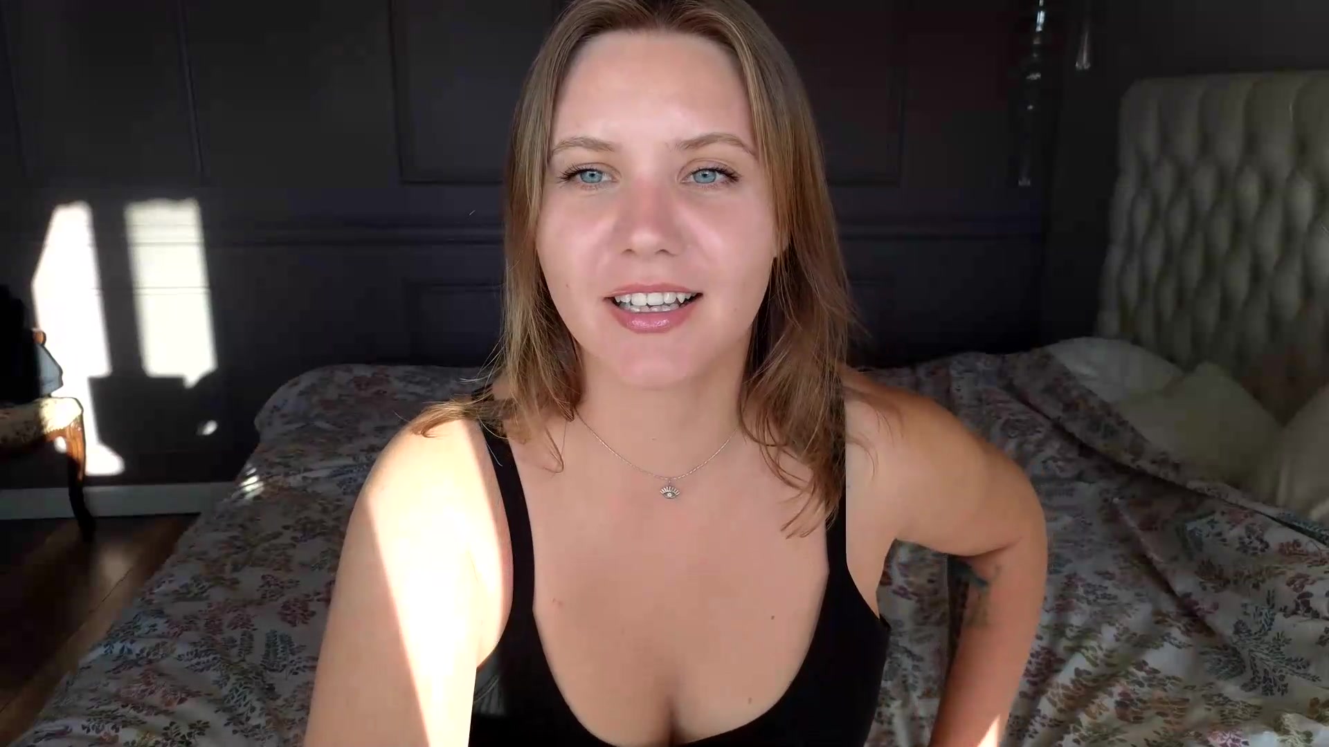 Gallery image thumbnail from YoungDunst's myfreecams stream on, 08/24/2026, 16:12 image 6 of 20